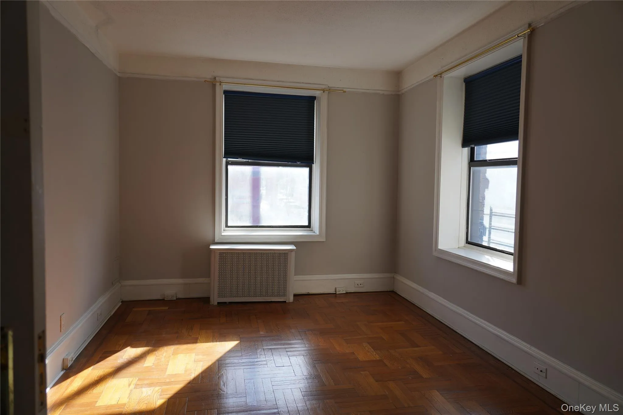 50-05 43 Ave, New York, NY, 1 Bedroom Bedrooms, 4 Rooms Rooms,1 BathroomBathrooms,Residential Lease,For Rent,43 Ave,0,1021291 50-05 43 Ave, New York, NY, 1 Bedroom Bedrooms, 4 Rooms Rooms,1 BathroomBathrooms,Residential Lease,For Rent,43 Ave,0,1021291