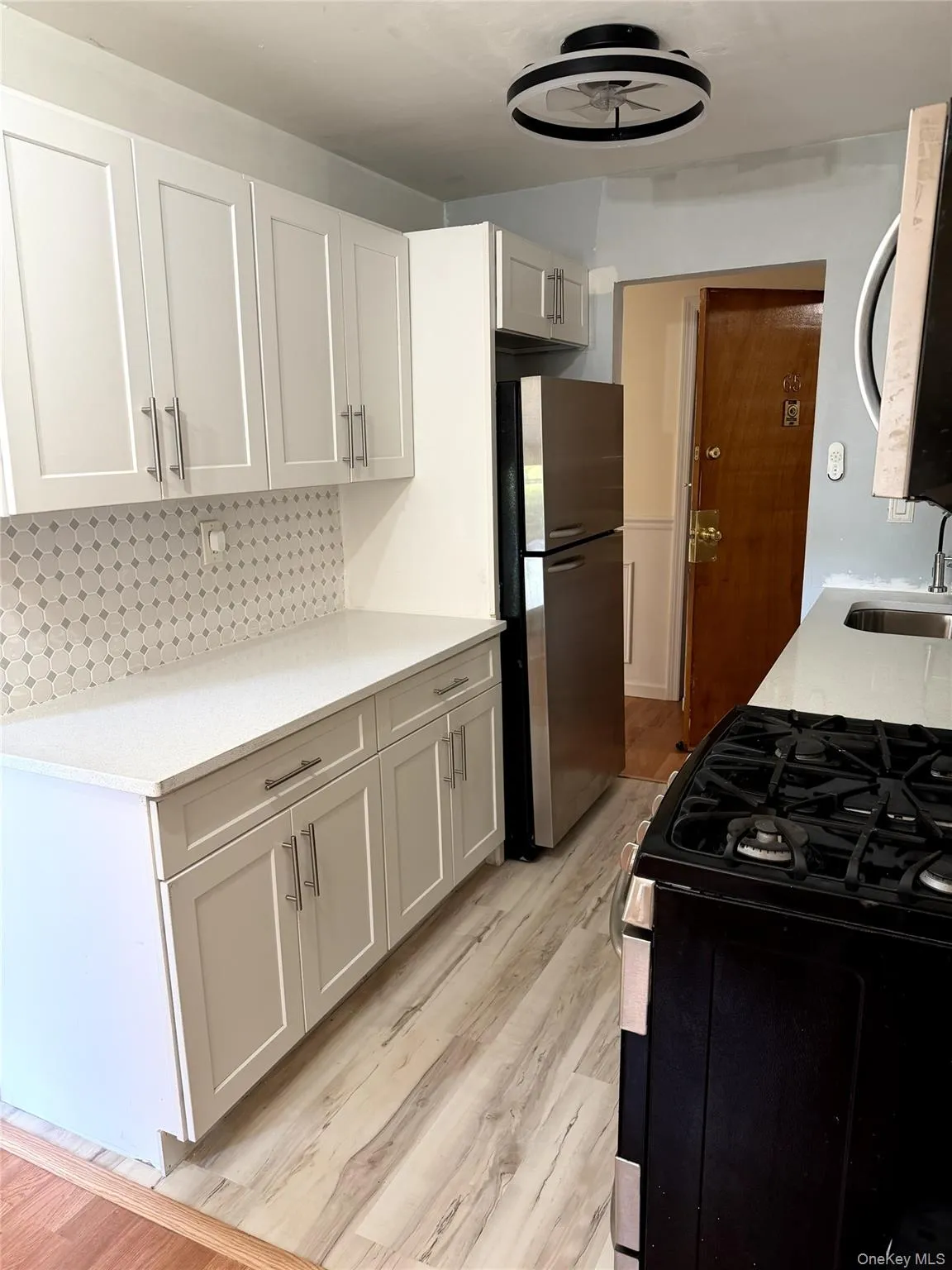 7A Hemlock Drive, Islip, NY, 2 Bedrooms Bedrooms, 5 Rooms Rooms,1 BathroomBathrooms,Residential,For Rent,Hemlock,0,1021296 7A Hemlock Drive, Islip, NY, 2 Bedrooms Bedrooms, 5 Rooms Rooms,1 BathroomBathrooms,Residential,For Rent,Hemlock,0,1021296