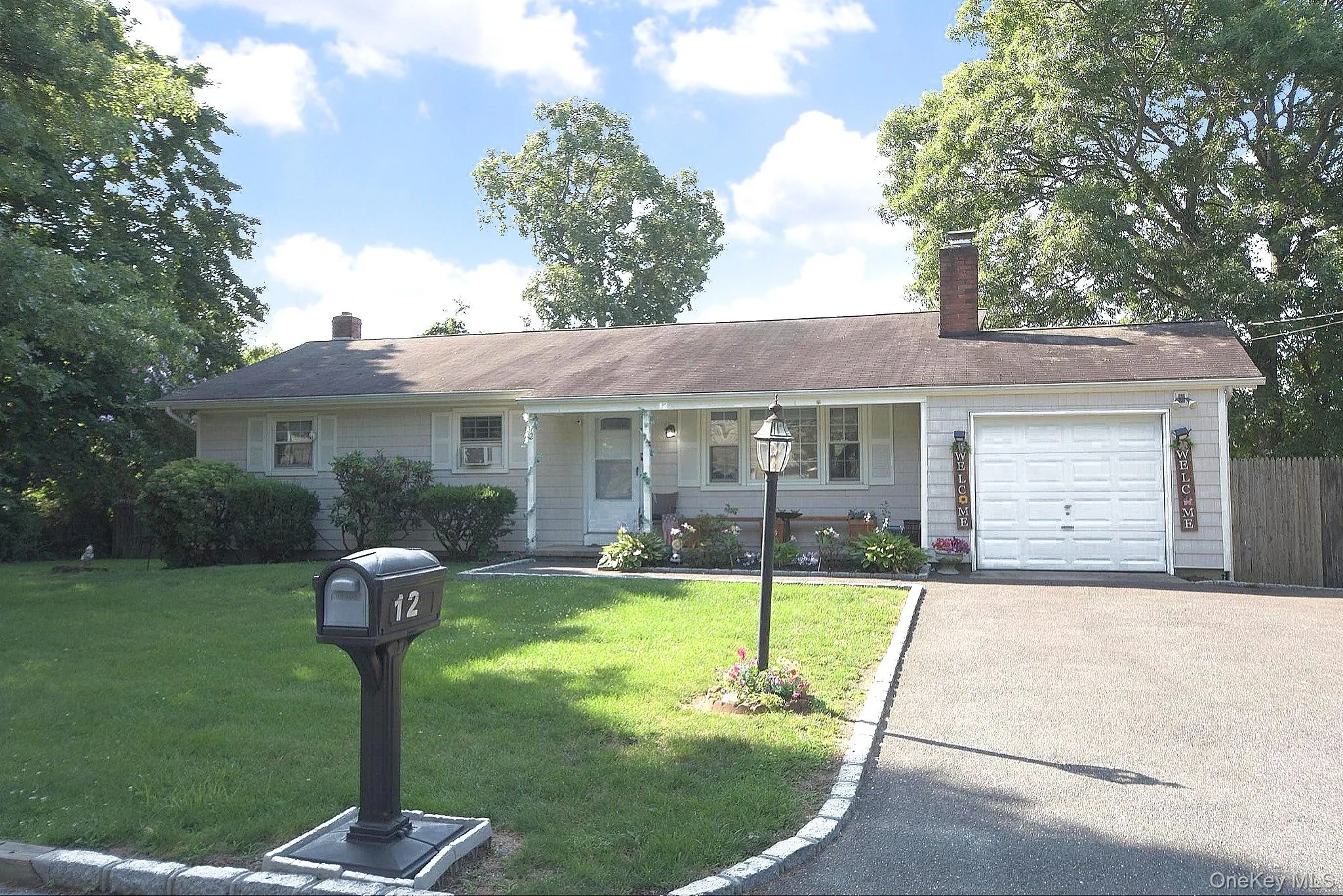 12 Acorn Street, Brookhaven, NY, 3 Bedrooms Bedrooms, 6 Rooms Rooms,2 BathroomsBathrooms,Residential,For Rent,Acorn,0,1021297 12 Acorn Street, Brookhaven, NY, 3 Bedrooms Bedrooms, 6 Rooms Rooms,2 BathroomsBathrooms,Residential,For Rent,Acorn,0,1021297