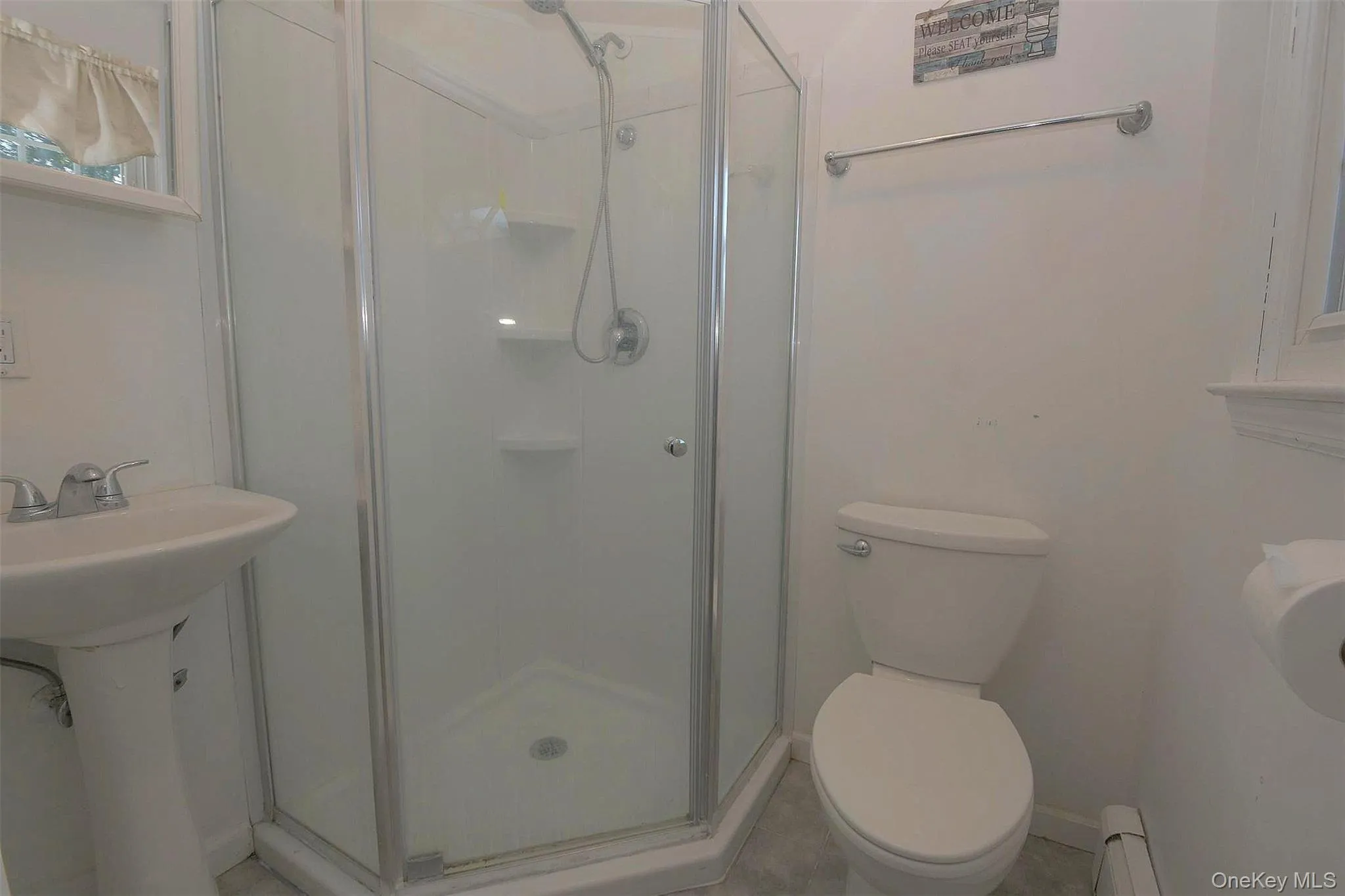 12 Acorn Street, Brookhaven, NY, 3 Bedrooms Bedrooms, 6 Rooms Rooms,2 BathroomsBathrooms,Residential,For Rent,Acorn,0,1021297 12 Acorn Street, Brookhaven, NY, 3 Bedrooms Bedrooms, 6 Rooms Rooms,2 BathroomsBathrooms,Residential,For Rent,Acorn,0,1021297