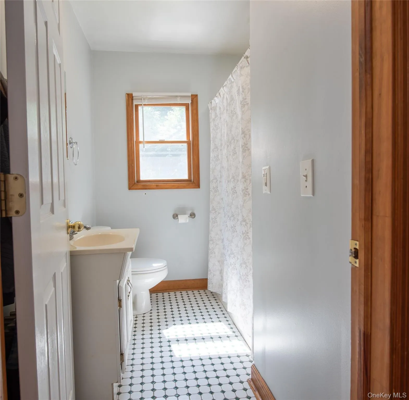 8 Stanley Street, Poughkeepsie, NY, 3 Bedrooms Bedrooms, 9 Rooms Rooms,2 BathroomsBathrooms,Residential,For Rent,Stanley,0,1021300 8 Stanley Street, Poughkeepsie, NY, 3 Bedrooms Bedrooms, 9 Rooms Rooms,2 BathroomsBathrooms,Residential,For Rent,Stanley,0,1021300