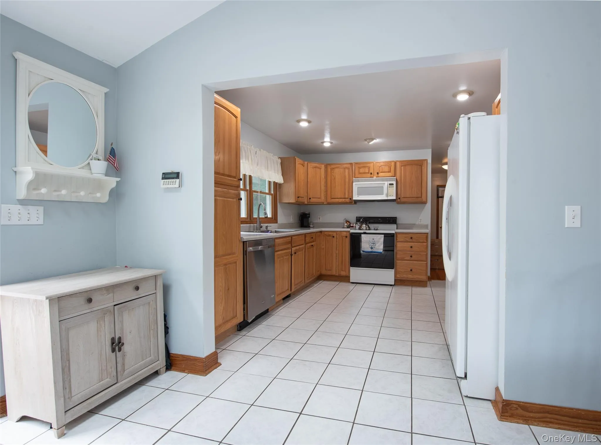 8 Stanley Street, Poughkeepsie, NY, 3 Bedrooms Bedrooms, 9 Rooms Rooms,2 BathroomsBathrooms,Residential,For Rent,Stanley,0,1021300 8 Stanley Street, Poughkeepsie, NY, 3 Bedrooms Bedrooms, 9 Rooms Rooms,2 BathroomsBathrooms,Residential,For Rent,Stanley,0,1021300
