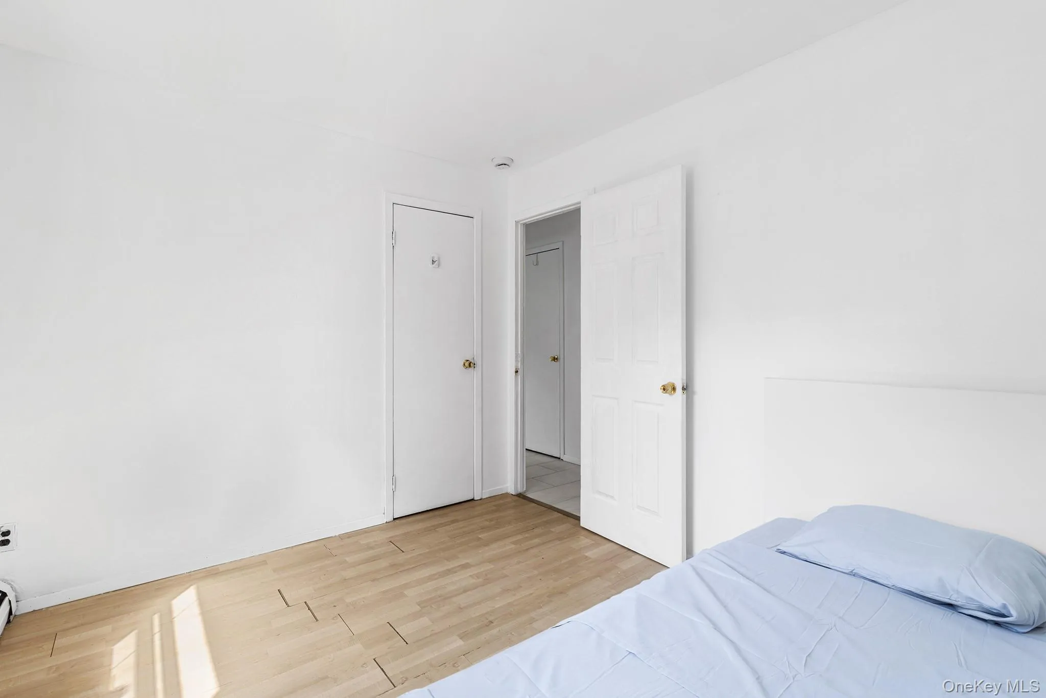 10 Clifton Place, Brookhaven, NY, 6 Bedrooms Bedrooms, 8 Rooms Rooms,5 BathroomsBathrooms,Residential,For Rent,Clifton,0,1021303 10 Clifton Place, Brookhaven, NY, 6 Bedrooms Bedrooms, 8 Rooms Rooms,5 BathroomsBathrooms,Residential,For Rent,Clifton,0,1021303