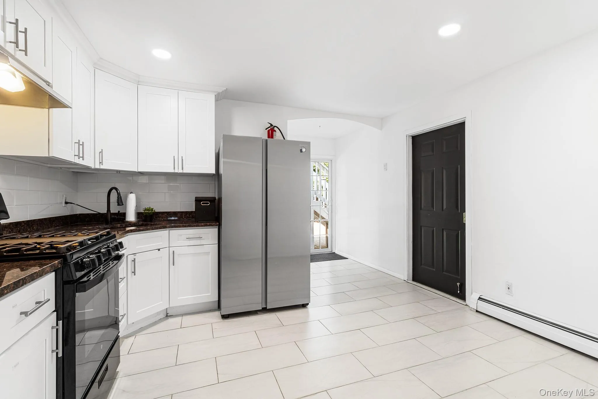 10 Clifton Place, Brookhaven, NY, 6 Bedrooms Bedrooms, 8 Rooms Rooms,5 BathroomsBathrooms,Residential,For Rent,Clifton,0,1021303 10 Clifton Place, Brookhaven, NY, 6 Bedrooms Bedrooms, 8 Rooms Rooms,5 BathroomsBathrooms,Residential,For Rent,Clifton,0,1021303