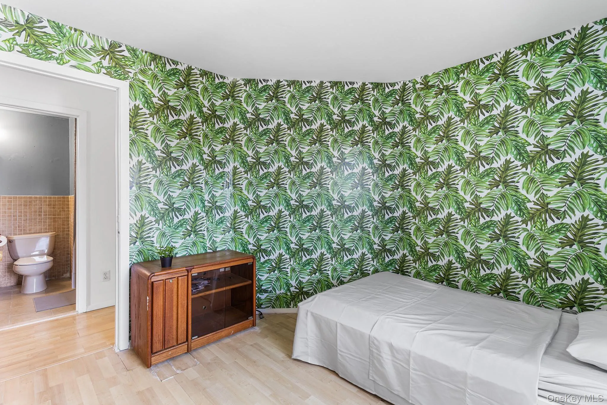 10 Clifton Place, Brookhaven, NY, 6 Bedrooms Bedrooms, 8 Rooms Rooms,5 BathroomsBathrooms,Residential,For Rent,Clifton,0,1021303 10 Clifton Place, Brookhaven, NY, 6 Bedrooms Bedrooms, 8 Rooms Rooms,5 BathroomsBathrooms,Residential,For Rent,Clifton,0,1021303