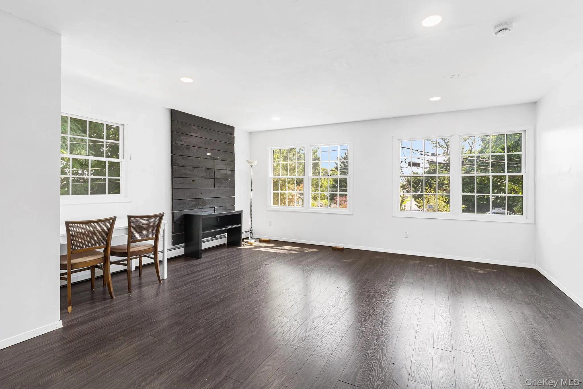 10 Clifton Place, Brookhaven, NY, 6 Bedrooms Bedrooms, 8 Rooms Rooms,5 BathroomsBathrooms,Residential,For Rent,Clifton,0,1021303 10 Clifton Place, Brookhaven, NY, 6 Bedrooms Bedrooms, 8 Rooms Rooms,5 BathroomsBathrooms,Residential,For Rent,Clifton,0,1021303