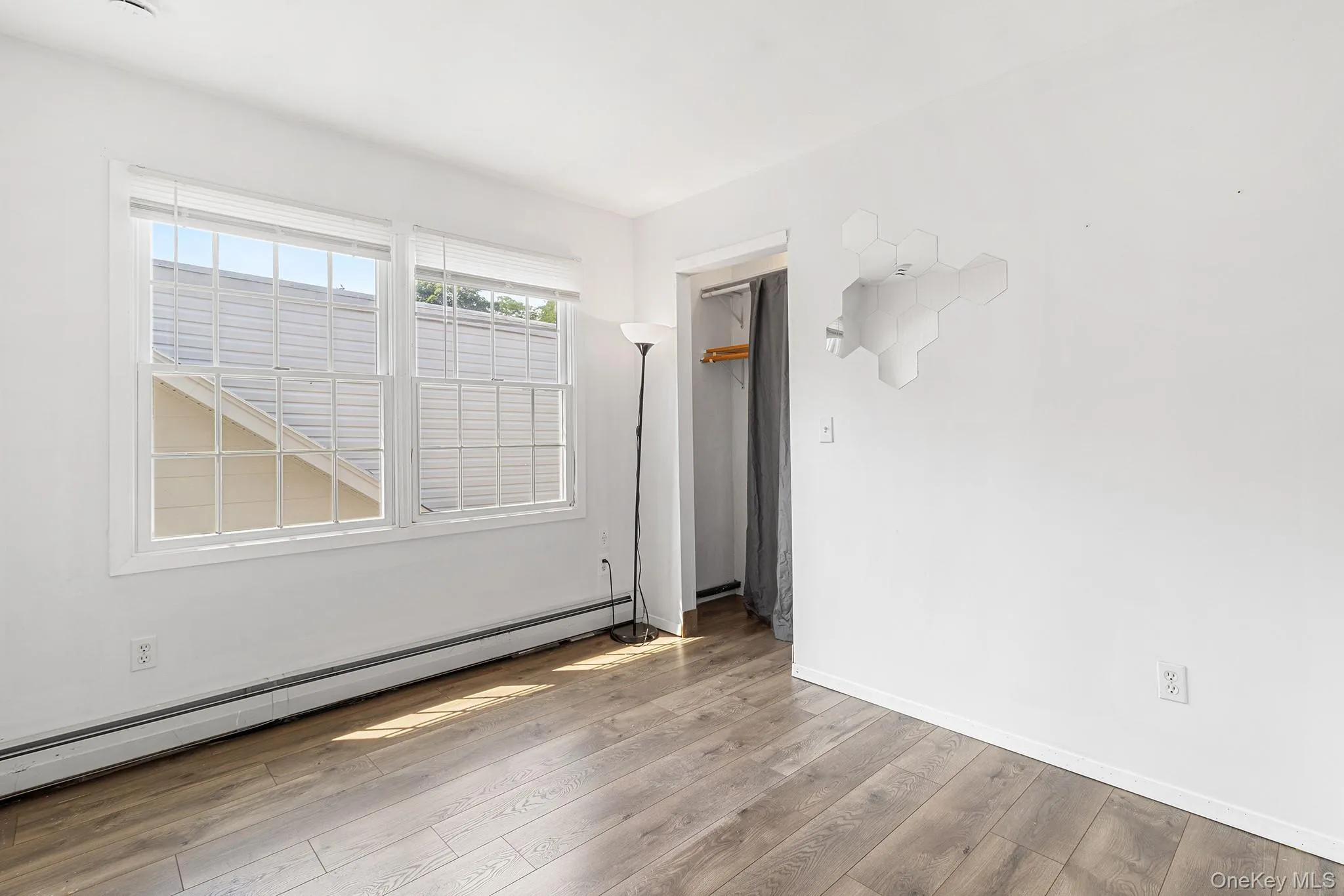 10 Clifton Place, Brookhaven, NY, 6 Bedrooms Bedrooms, 8 Rooms Rooms,5 BathroomsBathrooms,Residential,For Rent,Clifton,0,1021303 10 Clifton Place, Brookhaven, NY, 6 Bedrooms Bedrooms, 8 Rooms Rooms,5 BathroomsBathrooms,Residential,For Rent,Clifton,0,1021303