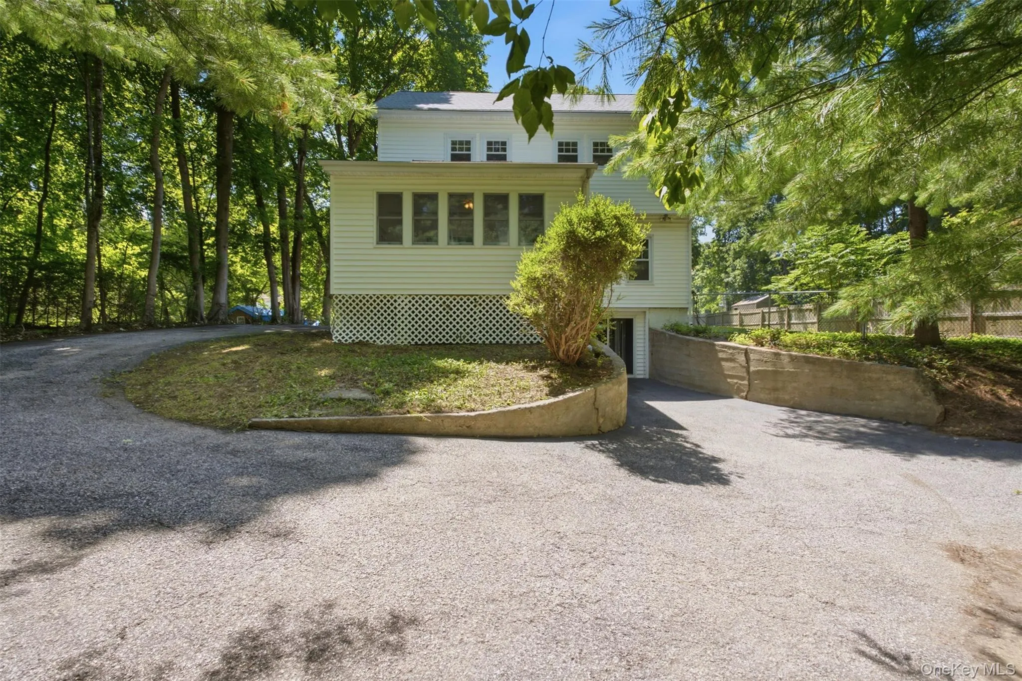 65 State Road, Ossining, NY, 3 Bedrooms Bedrooms, 6 Rooms Rooms,3 BathroomsBathrooms,Residential,For Rent,State,0,1021305 65 State Road, Ossining, NY, 3 Bedrooms Bedrooms, 6 Rooms Rooms,3 BathroomsBathrooms,Residential,For Rent,State,0,1021305