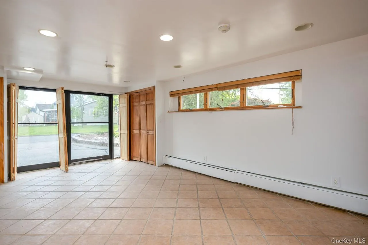 60 College Avenue, Clarkstown, NY, ,Commercial Lease,For Rent,College,0,1021306 60 College Avenue, Clarkstown, NY, ,Commercial Lease,For Rent,College,0,1021306