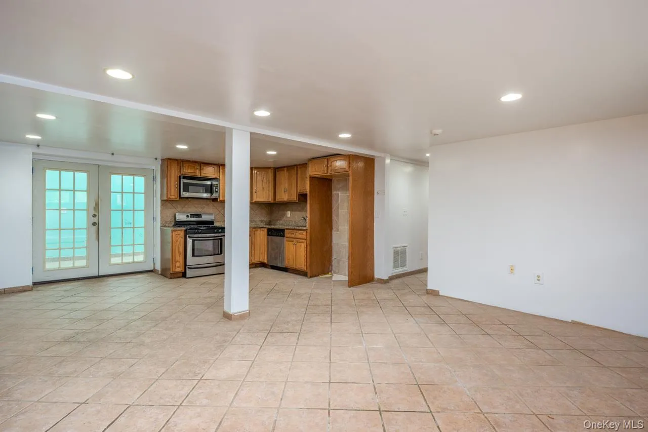 60 College Avenue, Clarkstown, NY, ,Commercial Lease,For Rent,College,0,1021306 60 College Avenue, Clarkstown, NY, ,Commercial Lease,For Rent,College,0,1021306