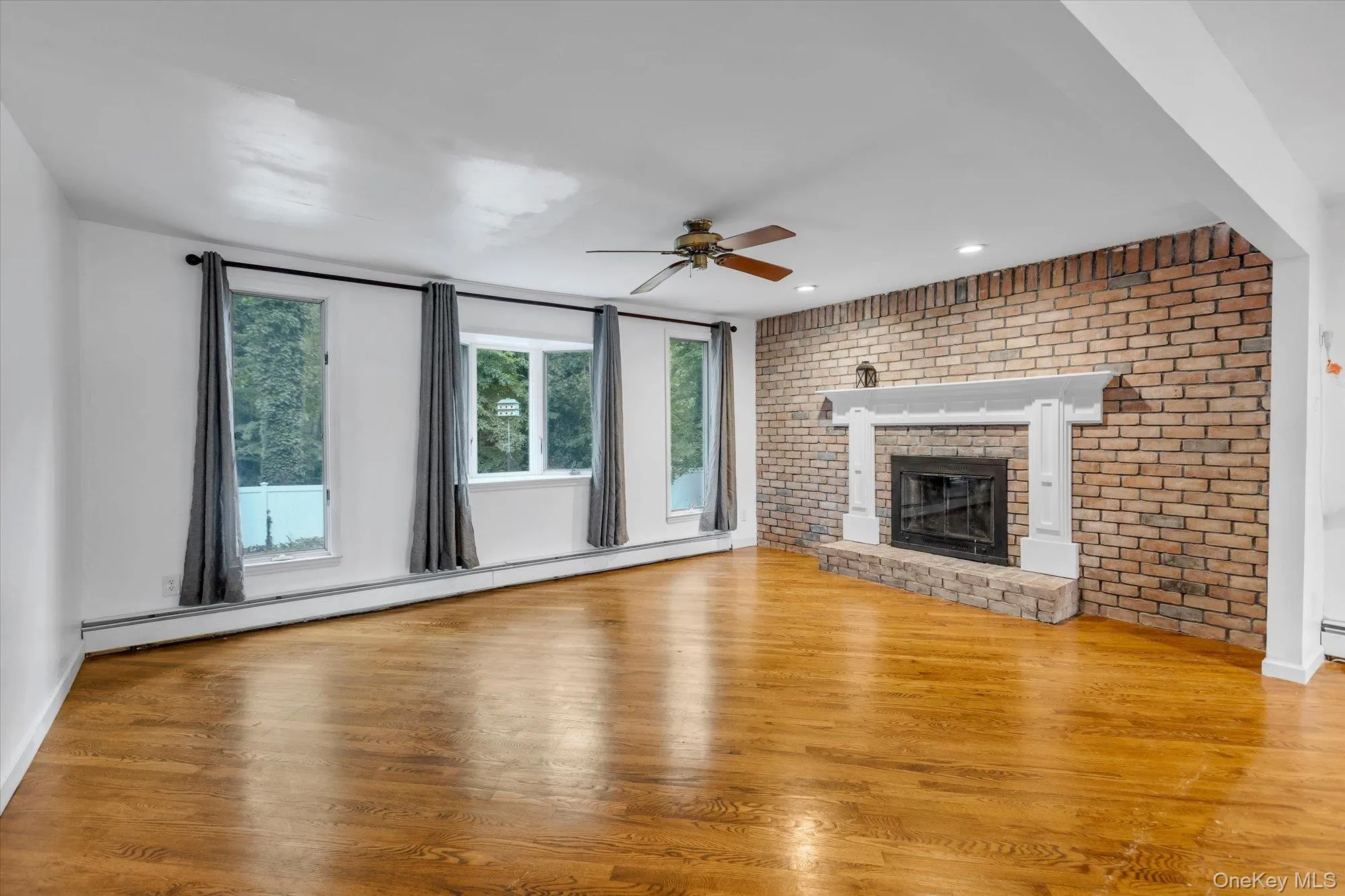 8 Julia Circle, Brookhaven, NY, 4 Bedrooms Bedrooms, 9 Rooms Rooms,3 BathroomsBathrooms,Residential,For Rent,Julia,0,1021308 8 Julia Circle, Brookhaven, NY, 4 Bedrooms Bedrooms, 9 Rooms Rooms,3 BathroomsBathrooms,Residential,For Rent,Julia,0,1021308