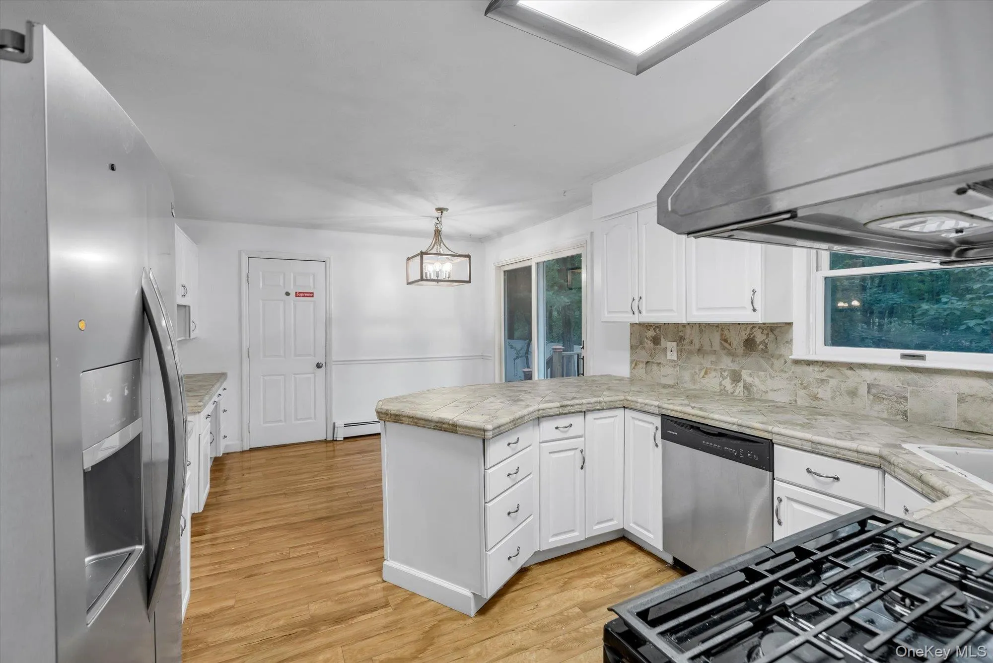 8 Julia Circle, Brookhaven, NY, 4 Bedrooms Bedrooms, 9 Rooms Rooms,3 BathroomsBathrooms,Residential,For Rent,Julia,0,1021308 8 Julia Circle, Brookhaven, NY, 4 Bedrooms Bedrooms, 9 Rooms Rooms,3 BathroomsBathrooms,Residential,For Rent,Julia,0,1021308