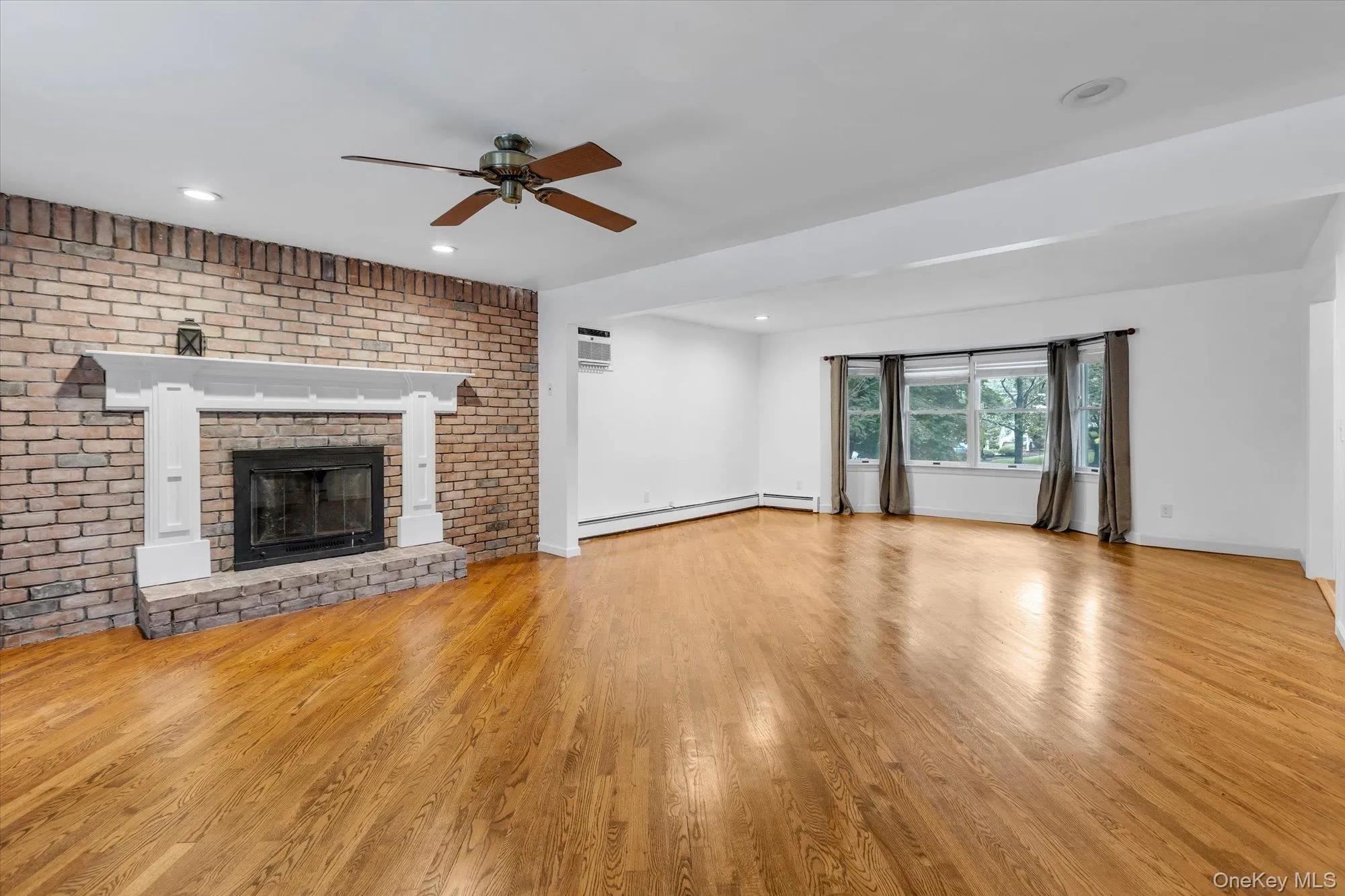 8 Julia Circle, Brookhaven, NY, 4 Bedrooms Bedrooms, 9 Rooms Rooms,3 BathroomsBathrooms,Residential,For Rent,Julia,0,1021308 8 Julia Circle, Brookhaven, NY, 4 Bedrooms Bedrooms, 9 Rooms Rooms,3 BathroomsBathrooms,Residential,For Rent,Julia,0,1021308