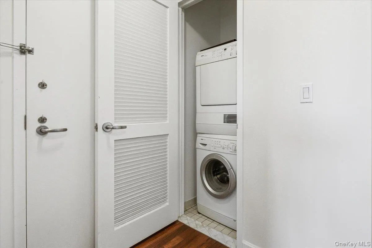 107-24 71st Road, New York, NY, 2 Bedrooms Bedrooms, 6 Rooms Rooms,2 BathroomsBathrooms,Residential,For Rent,71st,0,1021314 107-24 71st Road, New York, NY, 2 Bedrooms Bedrooms, 6 Rooms Rooms,2 BathroomsBathrooms,Residential,For Rent,71st,0,1021314