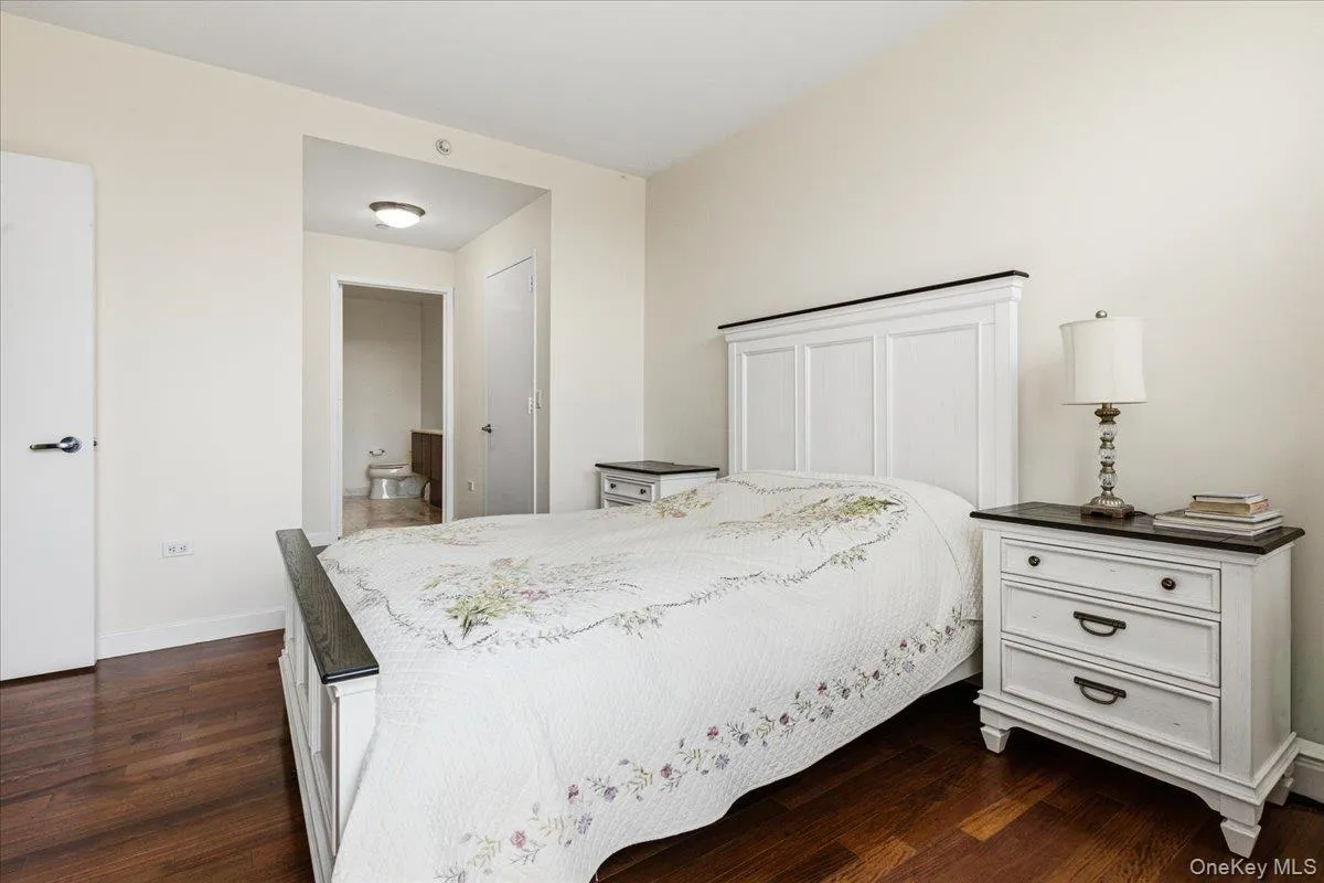 107-24 71st Road, New York, NY, 2 Bedrooms Bedrooms, 6 Rooms Rooms,2 BathroomsBathrooms,Residential,For Rent,71st,0,1021314 107-24 71st Road, New York, NY, 2 Bedrooms Bedrooms, 6 Rooms Rooms,2 BathroomsBathrooms,Residential,For Rent,71st,0,1021314
