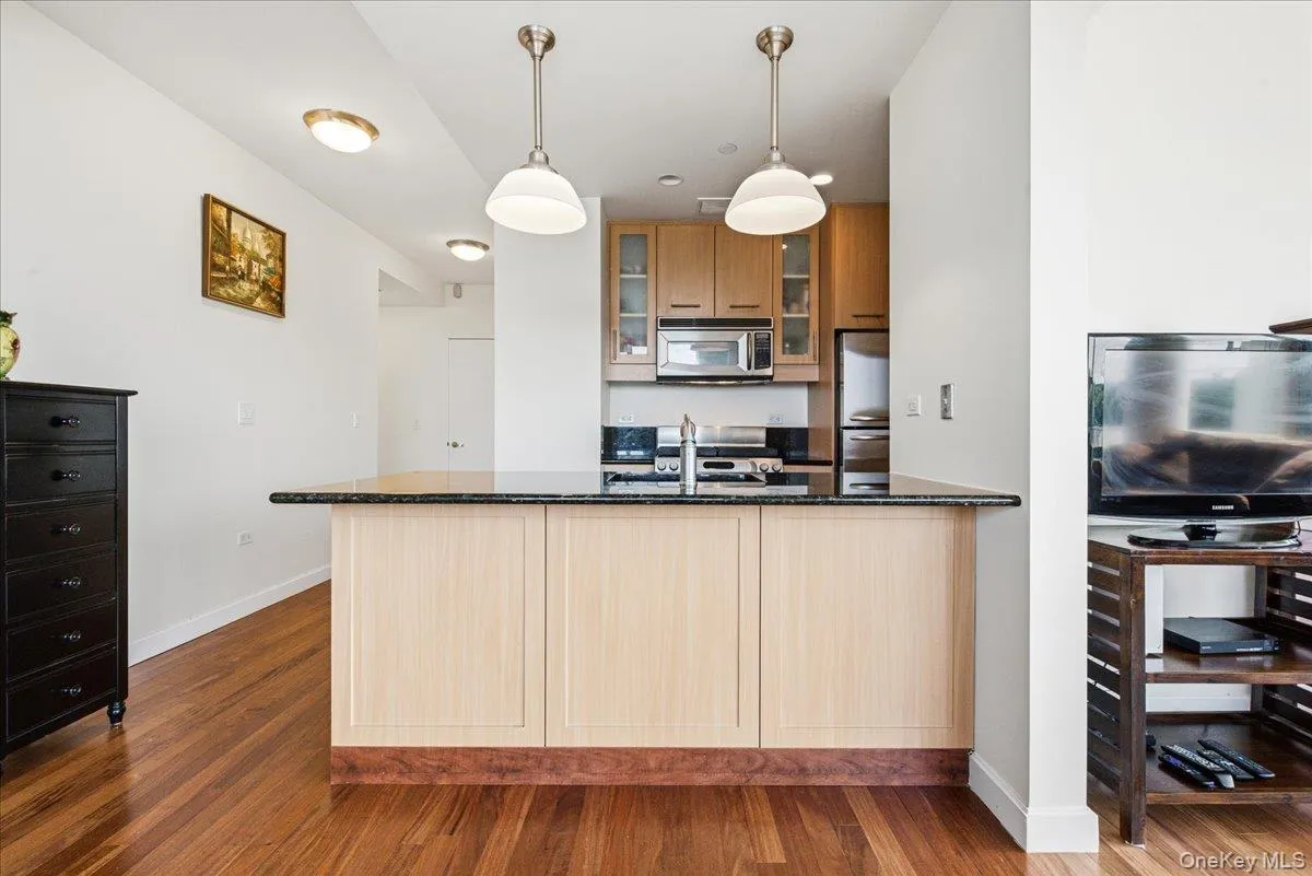 107-24 71st Road, New York, NY, 2 Bedrooms Bedrooms, 6 Rooms Rooms,2 BathroomsBathrooms,Residential,For Rent,71st,0,1021314 107-24 71st Road, New York, NY, 2 Bedrooms Bedrooms, 6 Rooms Rooms,2 BathroomsBathrooms,Residential,For Rent,71st,0,1021314