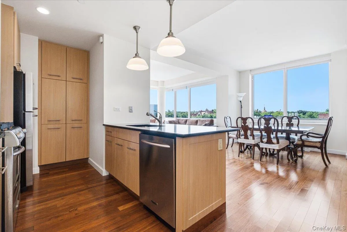 107-24 71st Road, New York, NY, 2 Bedrooms Bedrooms, 6 Rooms Rooms,2 BathroomsBathrooms,Residential,For Rent,71st,0,1021314 107-24 71st Road, New York, NY, 2 Bedrooms Bedrooms, 6 Rooms Rooms,2 BathroomsBathrooms,Residential,For Rent,71st,0,1021314
