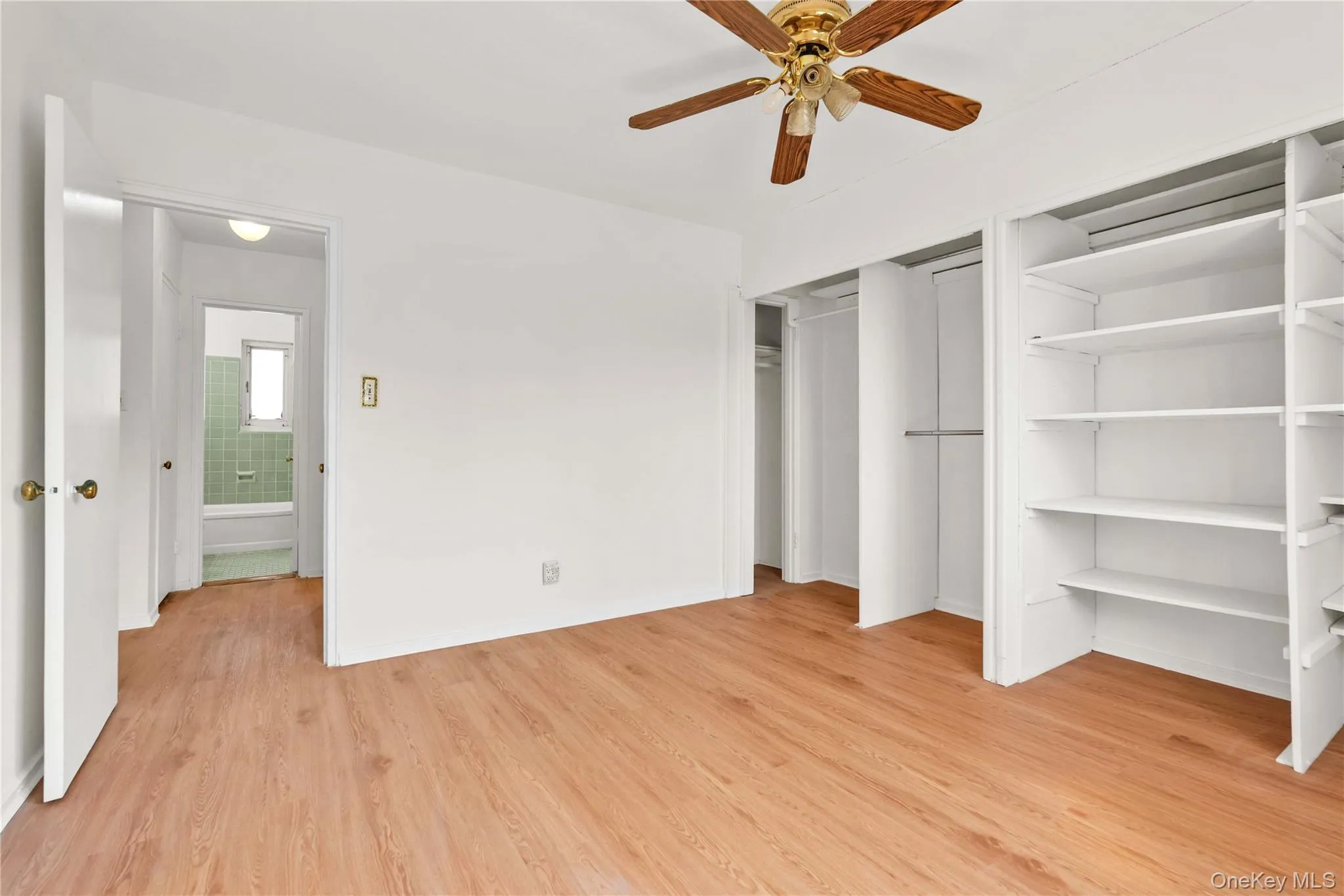 224-01 Hillside Avenue, New York, NY, 2 Bedrooms Bedrooms, 4 Rooms Rooms,1 BathroomBathrooms,Residential,For Rent,Hillside,0,1021315 224-01 Hillside Avenue, New York, NY, 2 Bedrooms Bedrooms, 4 Rooms Rooms,1 BathroomBathrooms,Residential,For Rent,Hillside,0,1021315