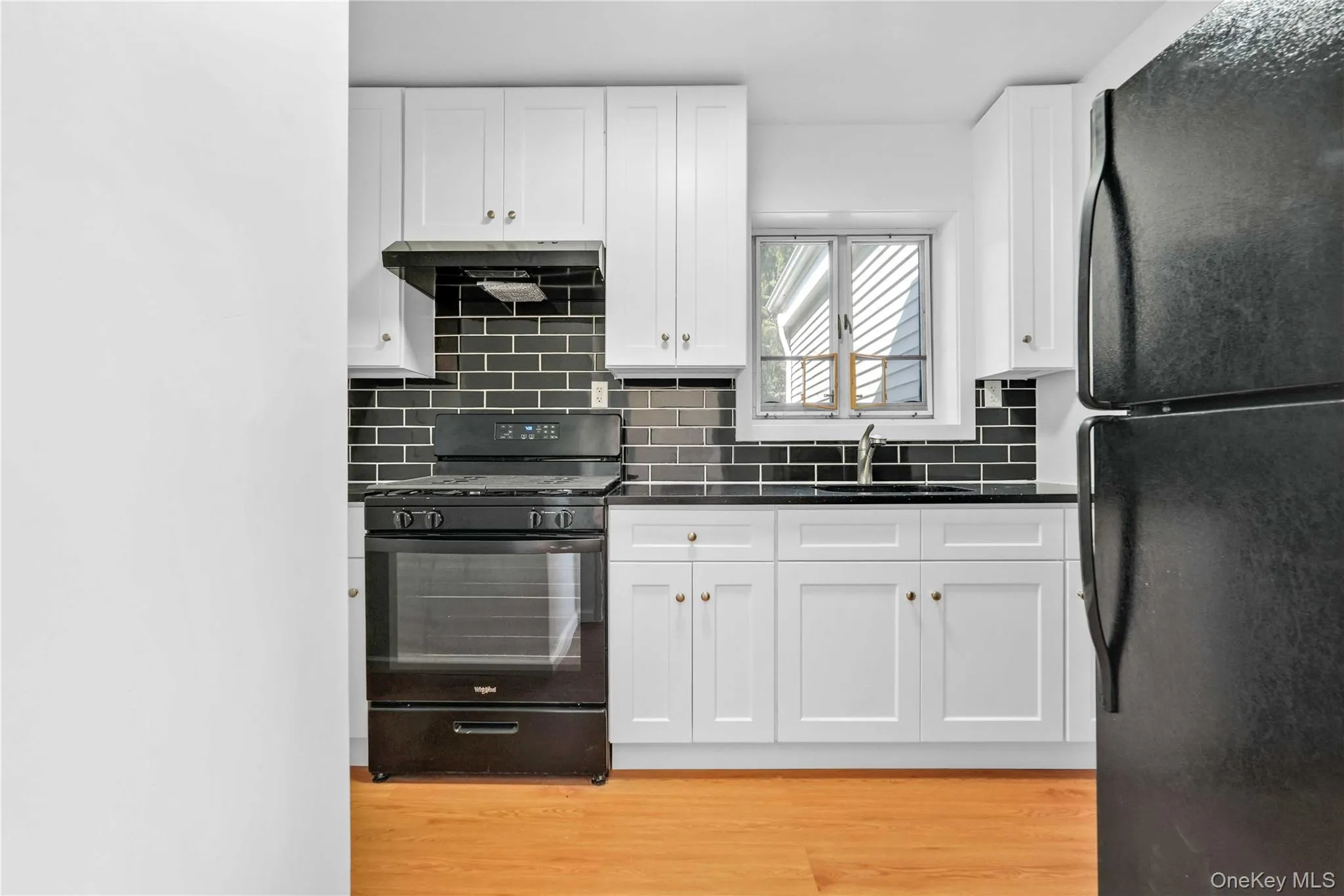 224-01 Hillside Avenue, New York, NY, 2 Bedrooms Bedrooms, 4 Rooms Rooms,1 BathroomBathrooms,Residential,For Rent,Hillside,0,1021315 224-01 Hillside Avenue, New York, NY, 2 Bedrooms Bedrooms, 4 Rooms Rooms,1 BathroomBathrooms,Residential,For Rent,Hillside,0,1021315