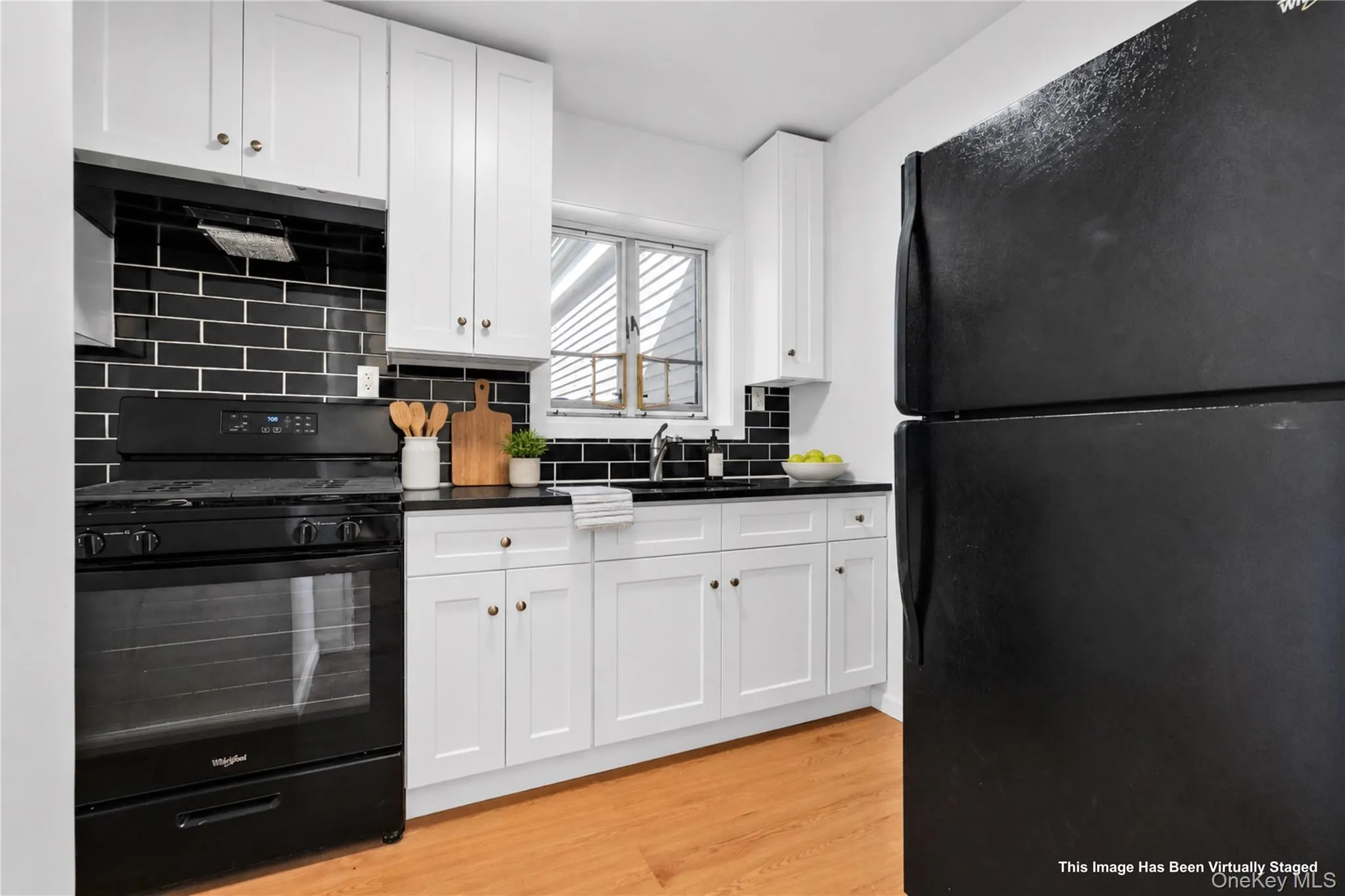 224-01 Hillside Avenue, New York, NY, 2 Bedrooms Bedrooms, 4 Rooms Rooms,1 BathroomBathrooms,Residential,For Rent,Hillside,0,1021315 224-01 Hillside Avenue, New York, NY, 2 Bedrooms Bedrooms, 4 Rooms Rooms,1 BathroomBathrooms,Residential,For Rent,Hillside,0,1021315