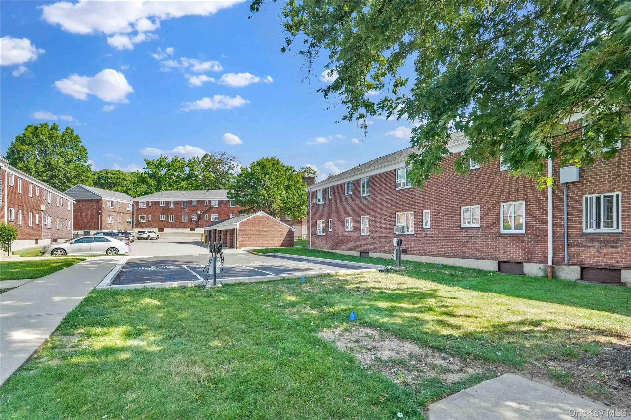 224-01 Hillside Avenue, New York, NY, 2 Bedrooms Bedrooms, 4 Rooms Rooms,1 BathroomBathrooms,Residential,For Rent,Hillside,0,1021315 224-01 Hillside Avenue, New York, NY, 2 Bedrooms Bedrooms, 4 Rooms Rooms,1 BathroomBathrooms,Residential,For Rent,Hillside,0,1021315