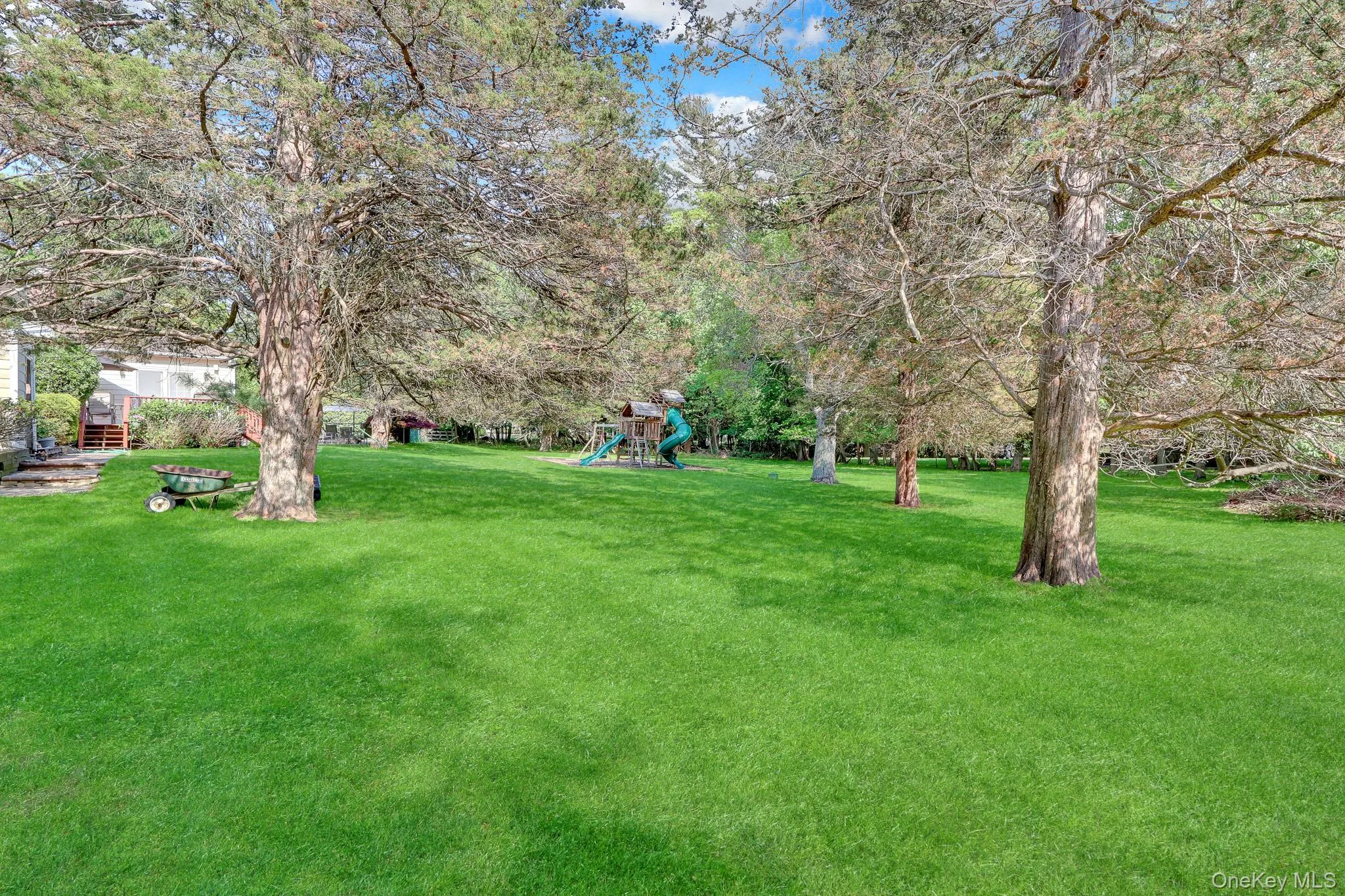 15 Stillwater Road, Smithtown, NY, 6 Bedrooms Bedrooms, 11 Rooms Rooms,4 BathroomsBathrooms,Residential,For Rent,Stillwater,0,1021330 15 Stillwater Road, Smithtown, NY, 6 Bedrooms Bedrooms, 11 Rooms Rooms,4 BathroomsBathrooms,Residential,For Rent,Stillwater,0,1021330