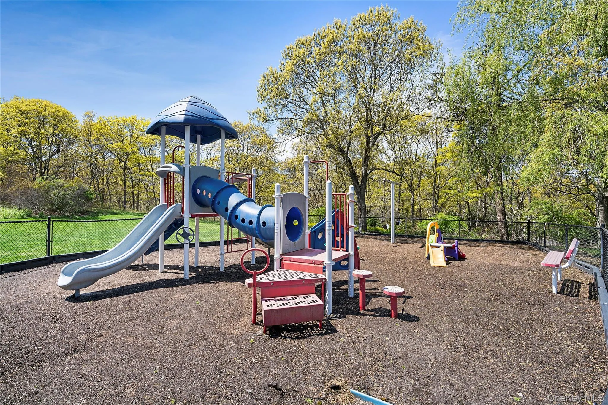 22 Gianna Court, Southampton, NY, 3 Bedrooms Bedrooms, 6 Rooms Rooms,3 BathroomsBathrooms,Residential,For Rent,Gianna,0,1021332 22 Gianna Court, Southampton, NY, 3 Bedrooms Bedrooms, 6 Rooms Rooms,3 BathroomsBathrooms,Residential,For Rent,Gianna,0,1021332