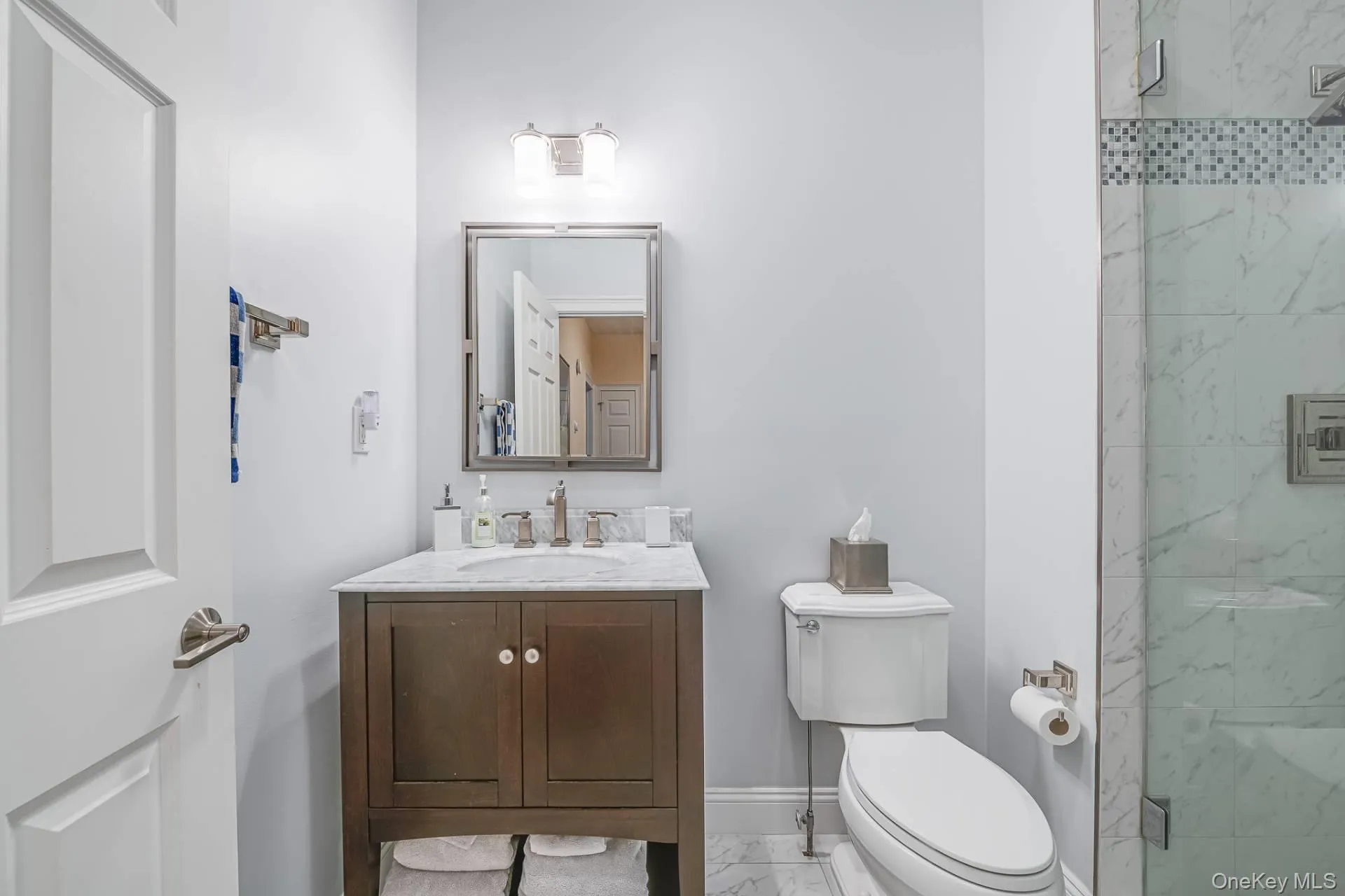 22 Gianna Court, Southampton, NY, 3 Bedrooms Bedrooms, 6 Rooms Rooms,3 BathroomsBathrooms,Residential,For Rent,Gianna,0,1021332 22 Gianna Court, Southampton, NY, 3 Bedrooms Bedrooms, 6 Rooms Rooms,3 BathroomsBathrooms,Residential,For Rent,Gianna,0,1021332