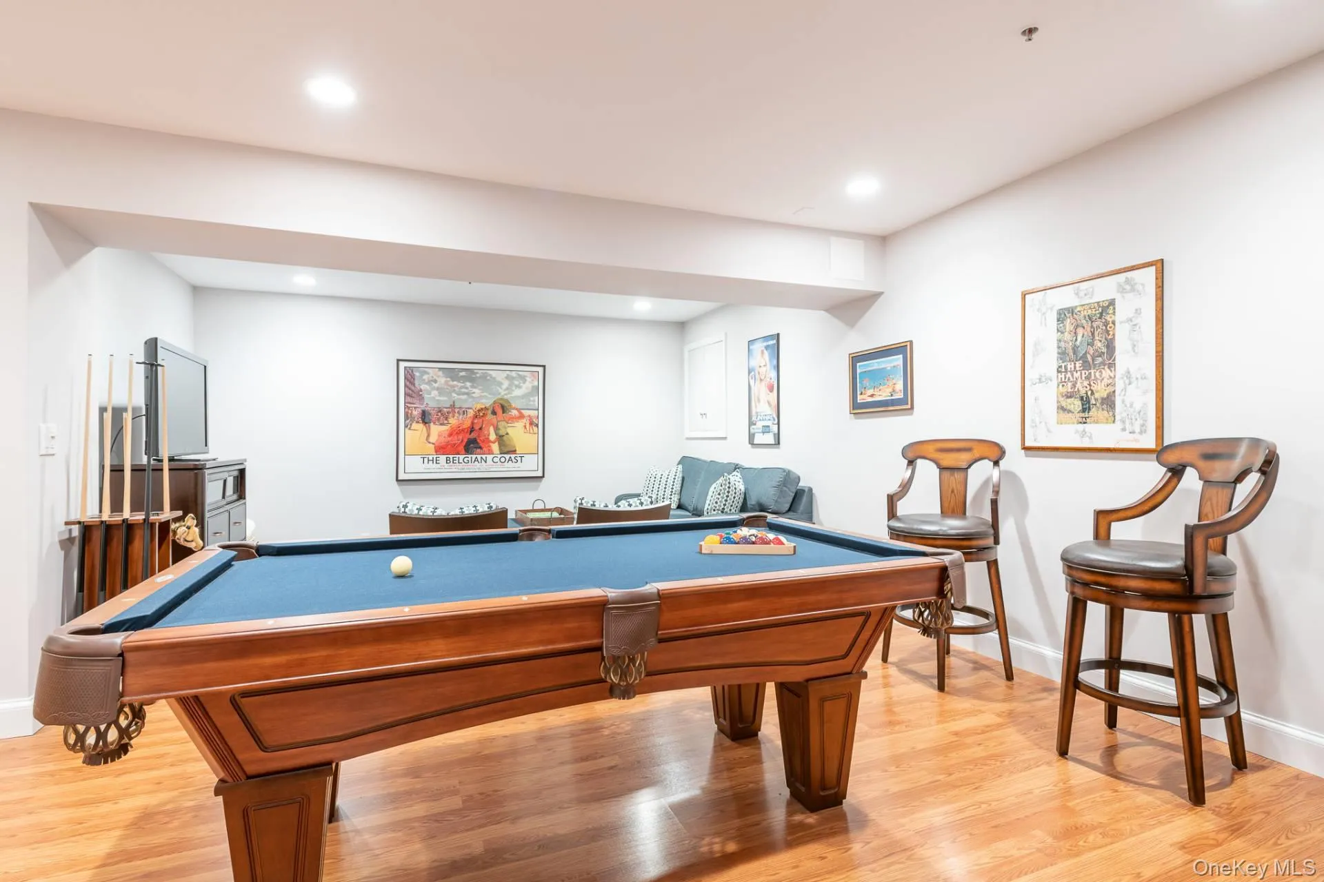 22 Gianna Court, Southampton, NY, 3 Bedrooms Bedrooms, 6 Rooms Rooms,3 BathroomsBathrooms,Residential,For Rent,Gianna,0,1021332 22 Gianna Court, Southampton, NY, 3 Bedrooms Bedrooms, 6 Rooms Rooms,3 BathroomsBathrooms,Residential,For Rent,Gianna,0,1021332