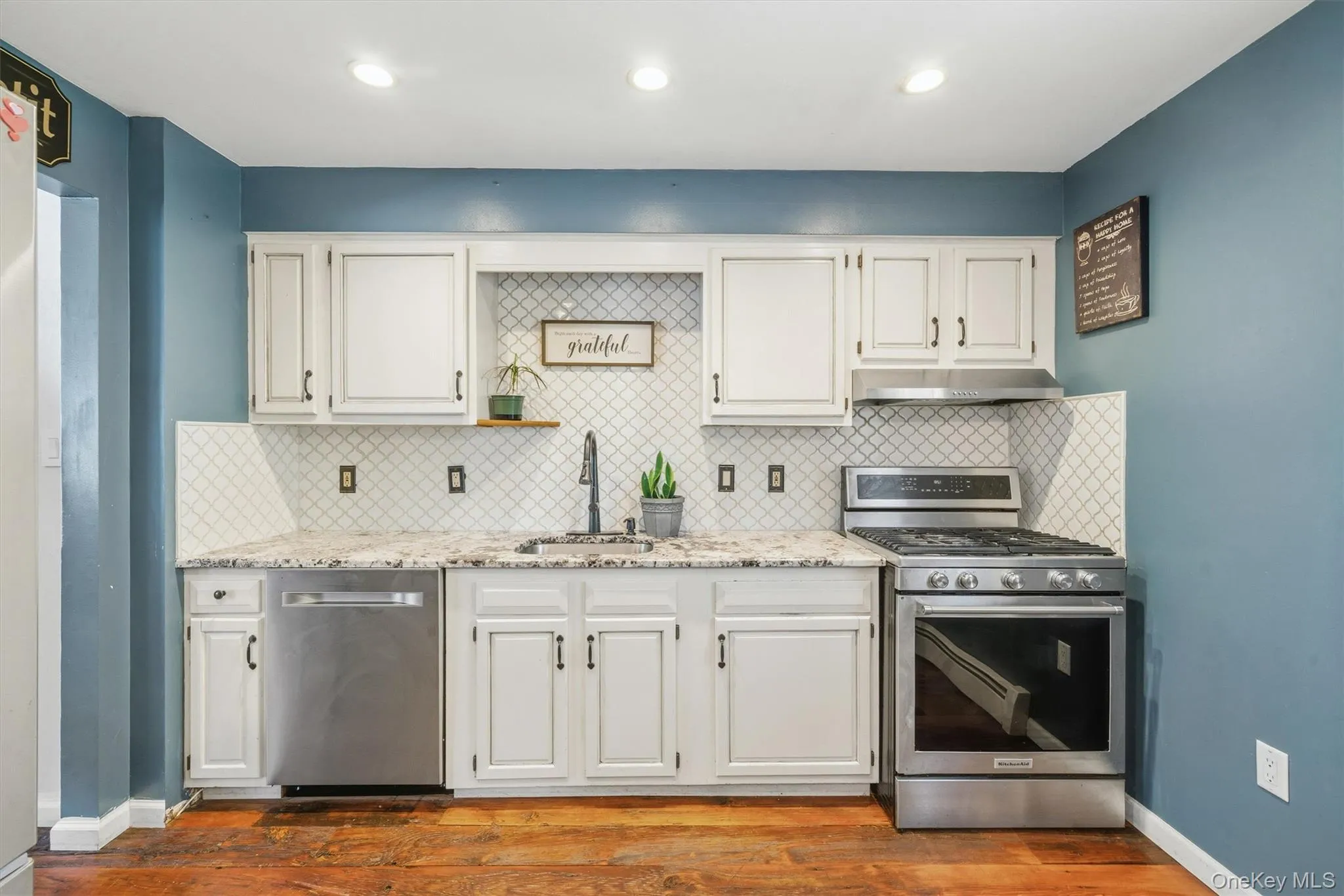 6 Virginia Circle, Newburgh (town), NY, 3 Bedrooms Bedrooms, 6 Rooms Rooms,1 BathroomBathrooms,Residential,For Rent,Virginia,0,1021334 6 Virginia Circle, Newburgh (town), NY, 3 Bedrooms Bedrooms, 6 Rooms Rooms,1 BathroomBathrooms,Residential,For Rent,Virginia,0,1021334