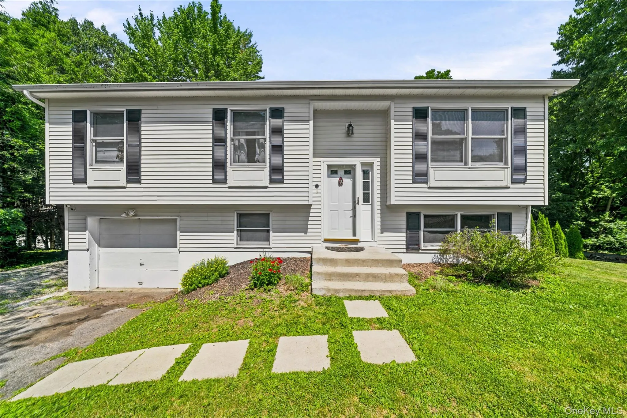 6 Virginia Circle, Newburgh (town), NY, 3 Bedrooms Bedrooms, 6 Rooms Rooms,1 BathroomBathrooms,Residential,For Rent,Virginia,0,1021334 6 Virginia Circle, Newburgh (town), NY, 3 Bedrooms Bedrooms, 6 Rooms Rooms,1 BathroomBathrooms,Residential,For Rent,Virginia,0,1021334