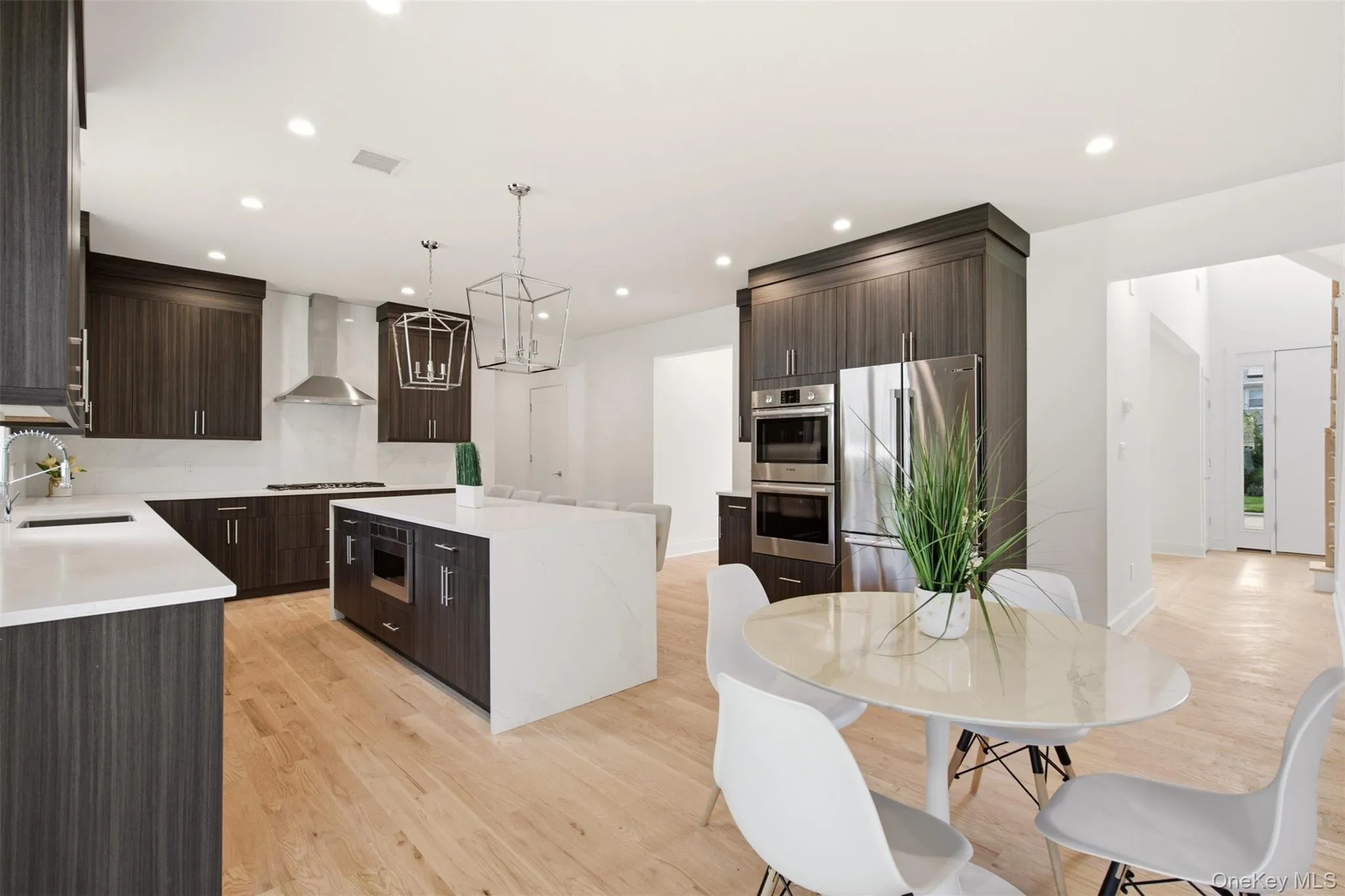 16 Otsego Place, Oyster Bay, NY, 5 Bedrooms Bedrooms, 18 Rooms Rooms,5 BathroomsBathrooms,Residential,For Rent,Otsego,0,1021339 16 Otsego Place, Oyster Bay, NY, 5 Bedrooms Bedrooms, 18 Rooms Rooms,5 BathroomsBathrooms,Residential,For Rent,Otsego,0,1021339