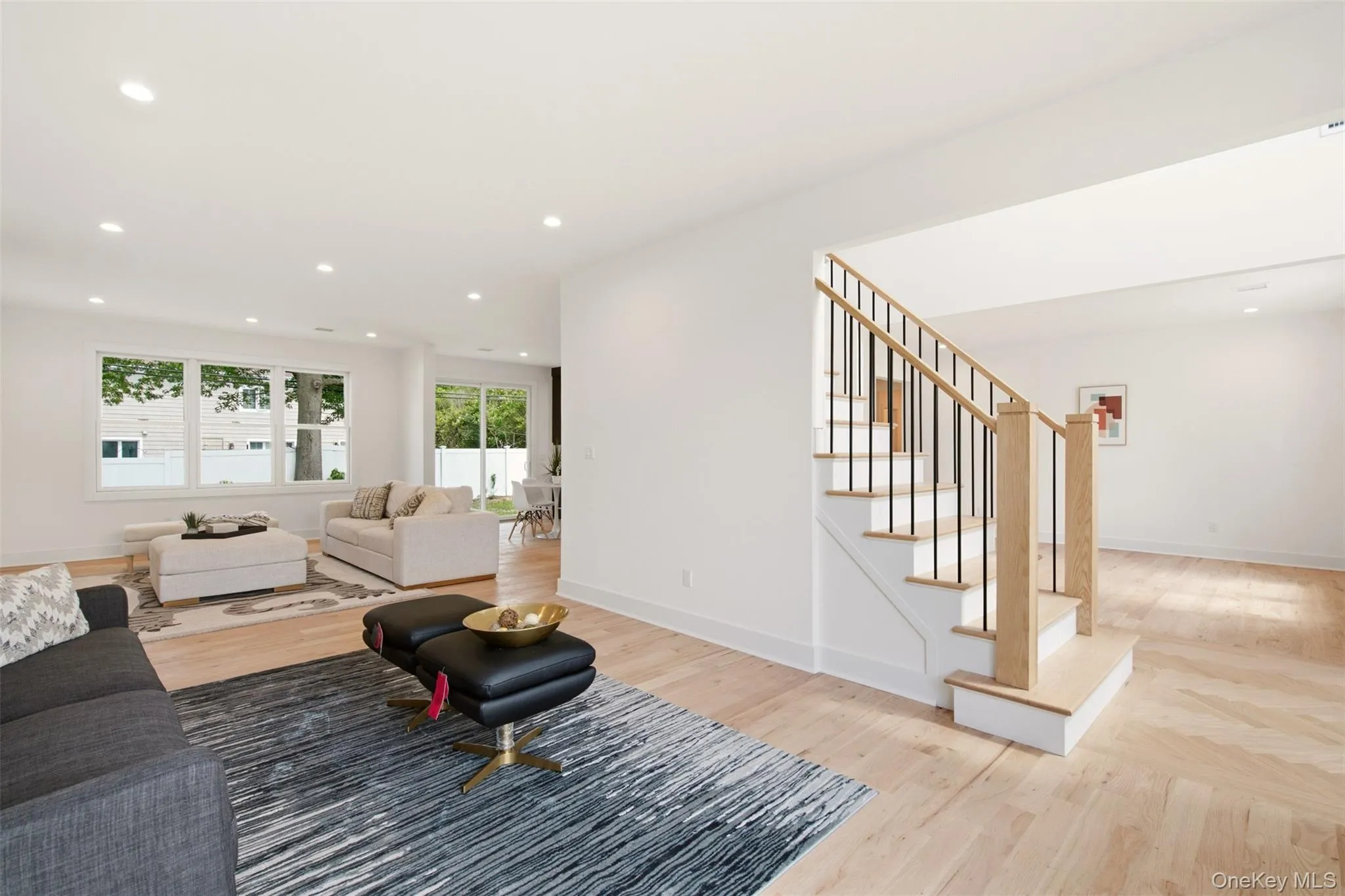 16 Otsego Place, Oyster Bay, NY, 5 Bedrooms Bedrooms, 18 Rooms Rooms,5 BathroomsBathrooms,Residential,For Rent,Otsego,0,1021339 16 Otsego Place, Oyster Bay, NY, 5 Bedrooms Bedrooms, 18 Rooms Rooms,5 BathroomsBathrooms,Residential,For Rent,Otsego,0,1021339