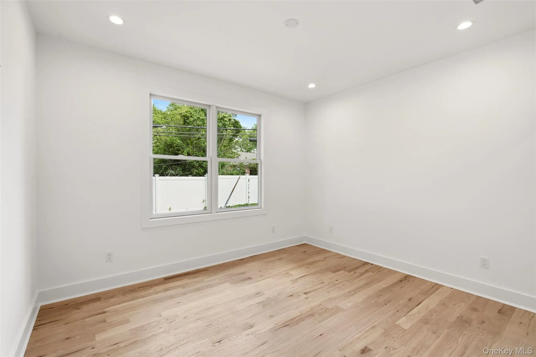 16 Otsego Place, Oyster Bay, NY, 5 Bedrooms Bedrooms, 18 Rooms Rooms,5 BathroomsBathrooms,Residential,For Rent,Otsego,0,1021339 16 Otsego Place, Oyster Bay, NY, 5 Bedrooms Bedrooms, 18 Rooms Rooms,5 BathroomsBathrooms,Residential,For Rent,Otsego,0,1021339