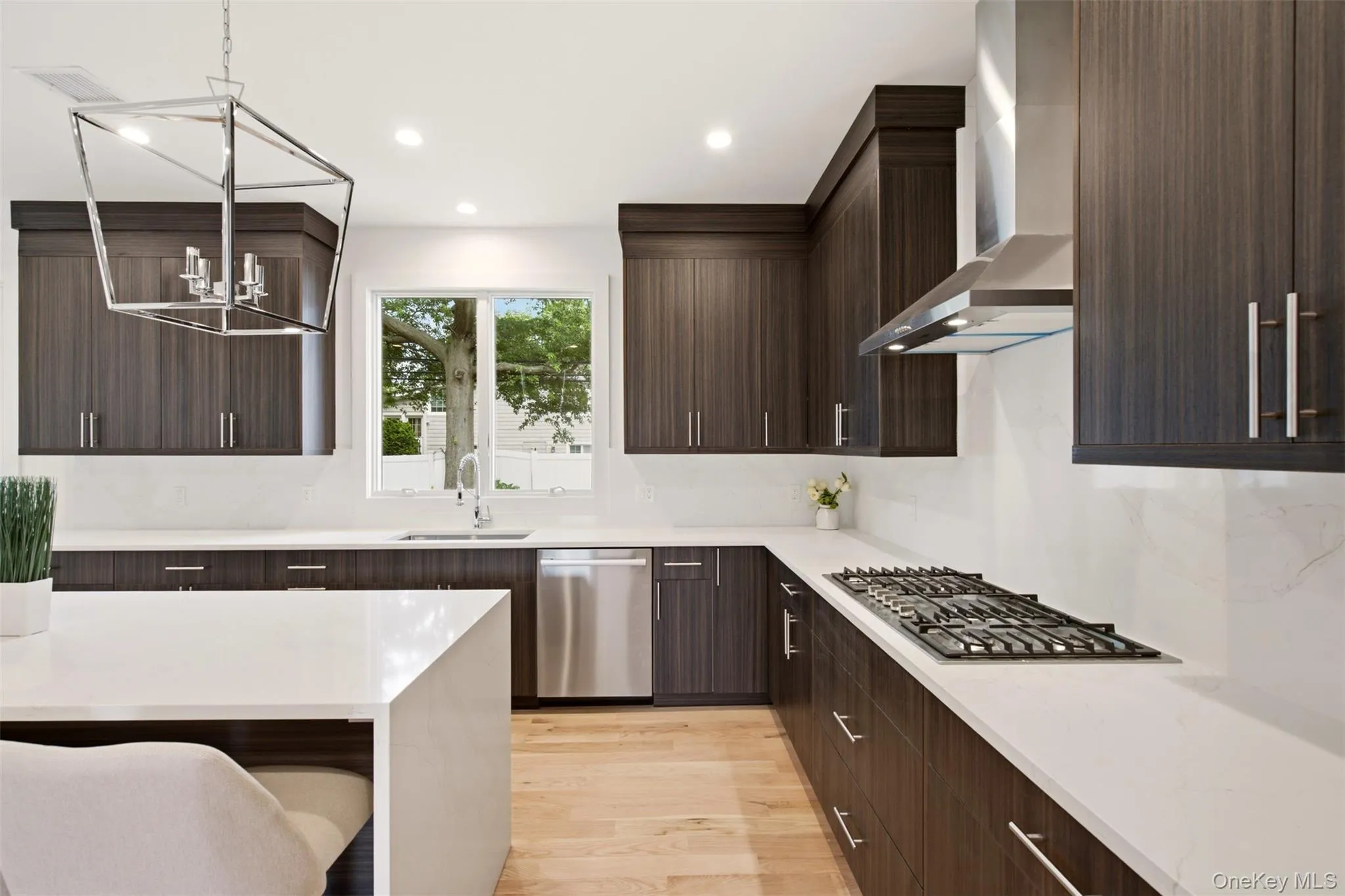 16 Otsego Place, Oyster Bay, NY, 5 Bedrooms Bedrooms, 18 Rooms Rooms,5 BathroomsBathrooms,Residential,For Rent,Otsego,0,1021339 16 Otsego Place, Oyster Bay, NY, 5 Bedrooms Bedrooms, 18 Rooms Rooms,5 BathroomsBathrooms,Residential,For Rent,Otsego,0,1021339
