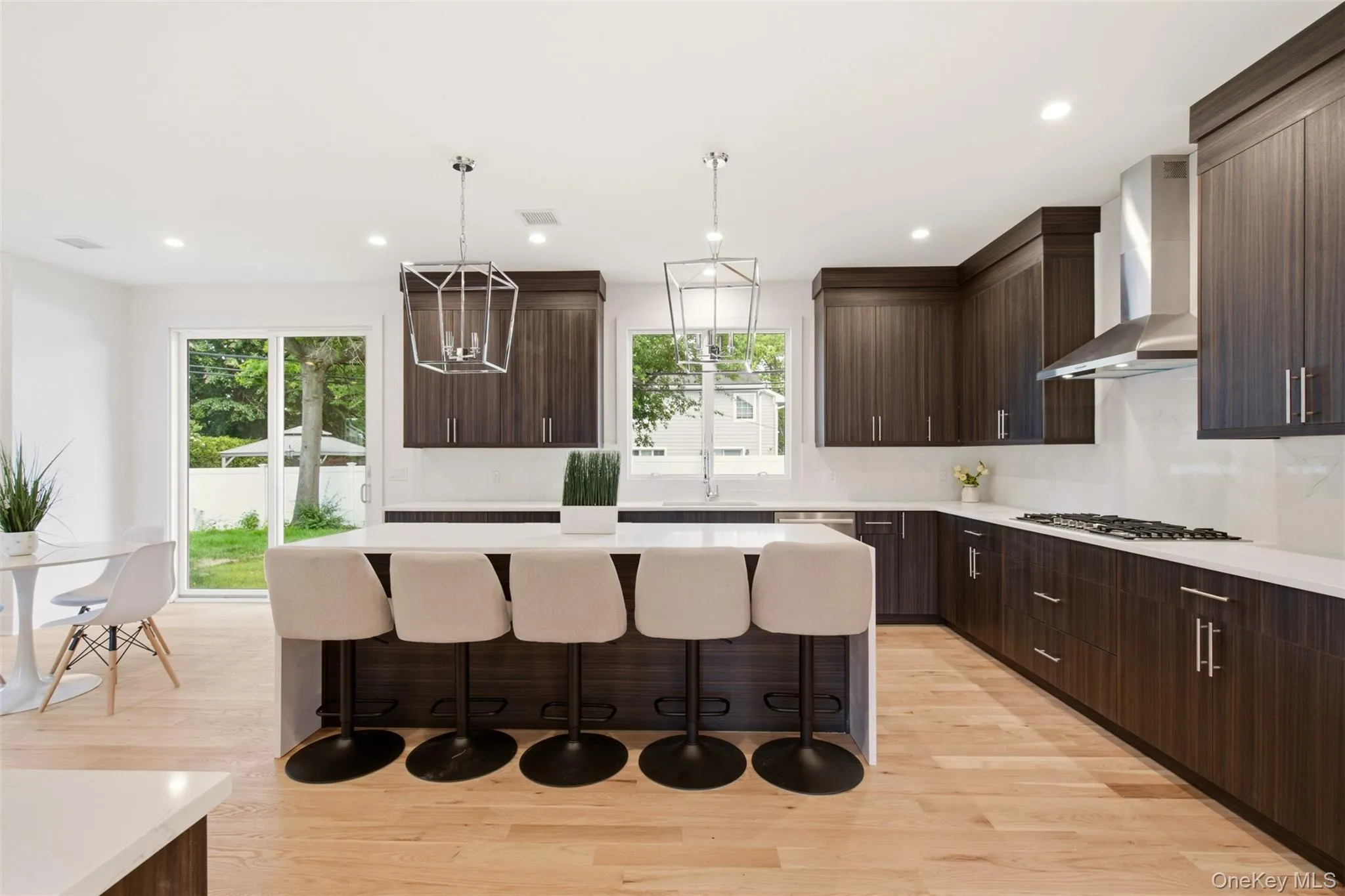 16 Otsego Place, Oyster Bay, NY, 5 Bedrooms Bedrooms, 18 Rooms Rooms,5 BathroomsBathrooms,Residential,For Rent,Otsego,0,1021339 16 Otsego Place, Oyster Bay, NY, 5 Bedrooms Bedrooms, 18 Rooms Rooms,5 BathroomsBathrooms,Residential,For Rent,Otsego,0,1021339