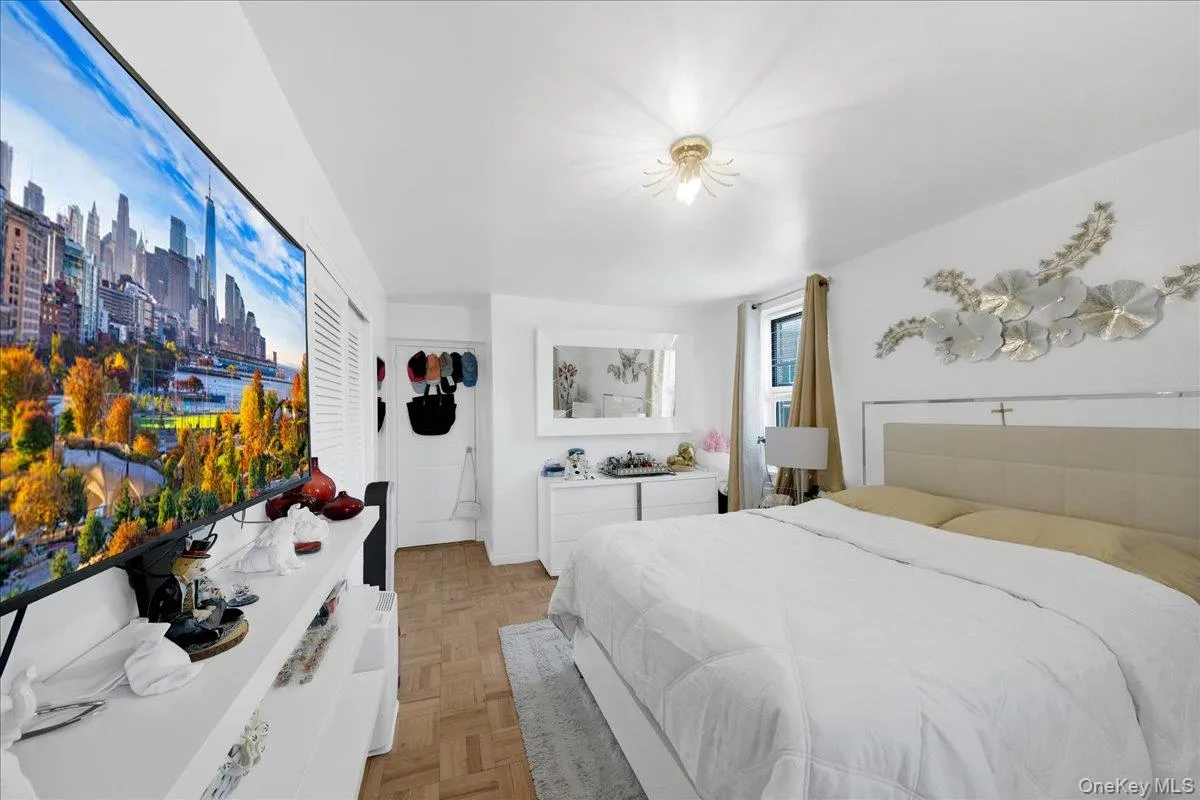 3512 Oxford Avenue, New York, NY, 2 Bedrooms Bedrooms, 5 Rooms Rooms,2 BathroomsBathrooms,Residential,For Rent,Oxford,0,1021343 3512 Oxford Avenue, New York, NY, 2 Bedrooms Bedrooms, 5 Rooms Rooms,2 BathroomsBathrooms,Residential,For Rent,Oxford,0,1021343