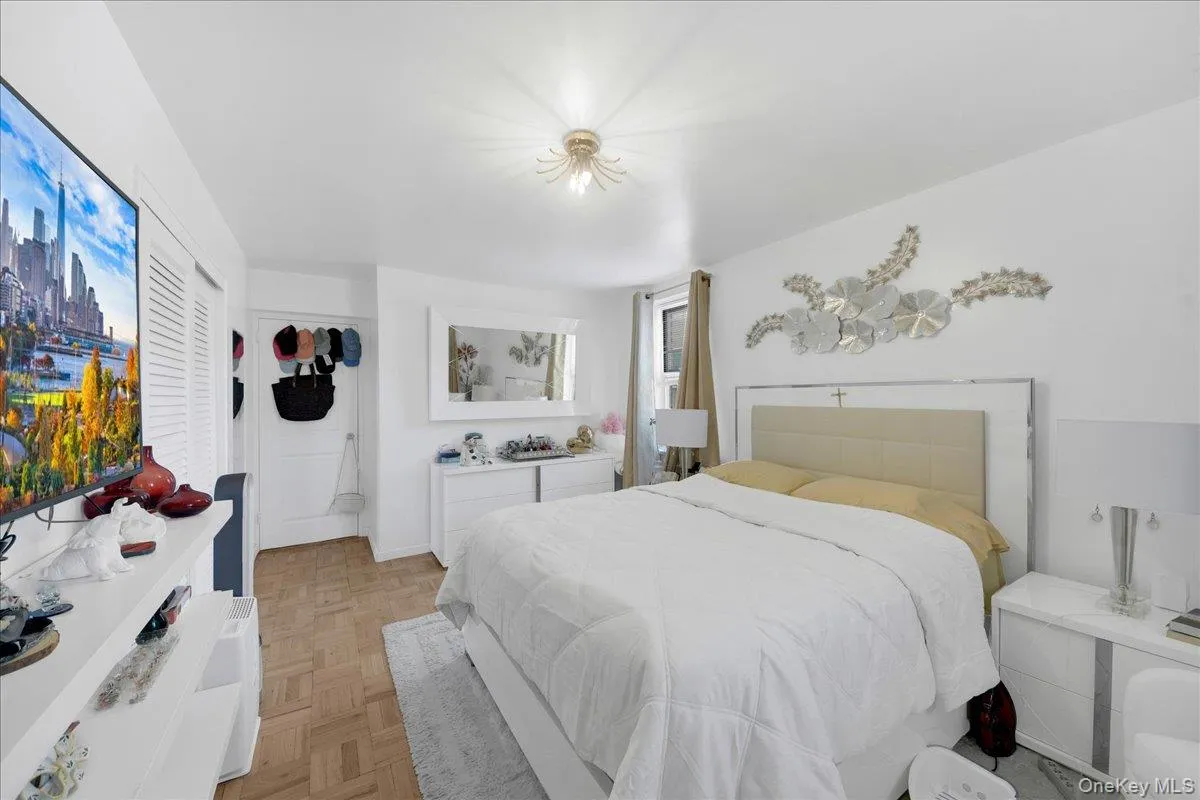 3512 Oxford Avenue, New York, NY, 2 Bedrooms Bedrooms, 5 Rooms Rooms,2 BathroomsBathrooms,Residential,For Rent,Oxford,0,1021343 3512 Oxford Avenue, New York, NY, 2 Bedrooms Bedrooms, 5 Rooms Rooms,2 BathroomsBathrooms,Residential,For Rent,Oxford,0,1021343