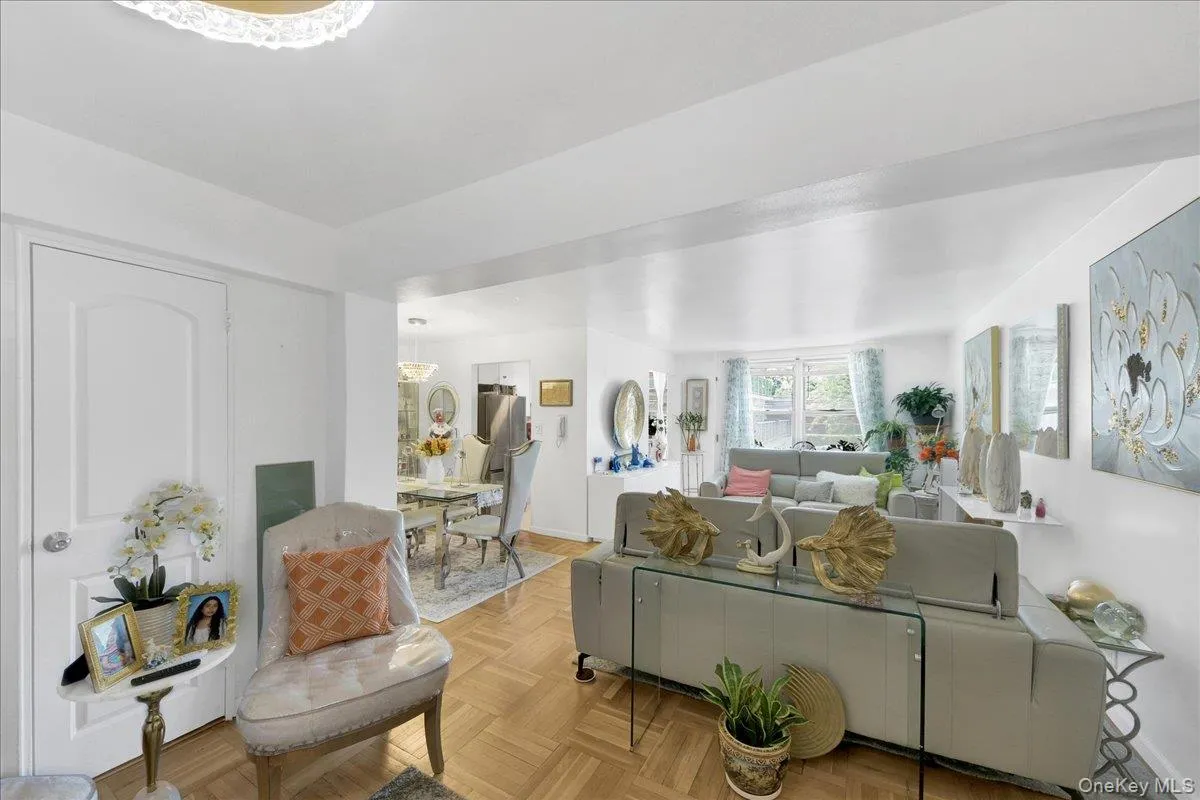 3512 Oxford Avenue, New York, NY, 2 Bedrooms Bedrooms, 5 Rooms Rooms,2 BathroomsBathrooms,Residential,For Rent,Oxford,0,1021343 3512 Oxford Avenue, New York, NY, 2 Bedrooms Bedrooms, 5 Rooms Rooms,2 BathroomsBathrooms,Residential,For Rent,Oxford,0,1021343