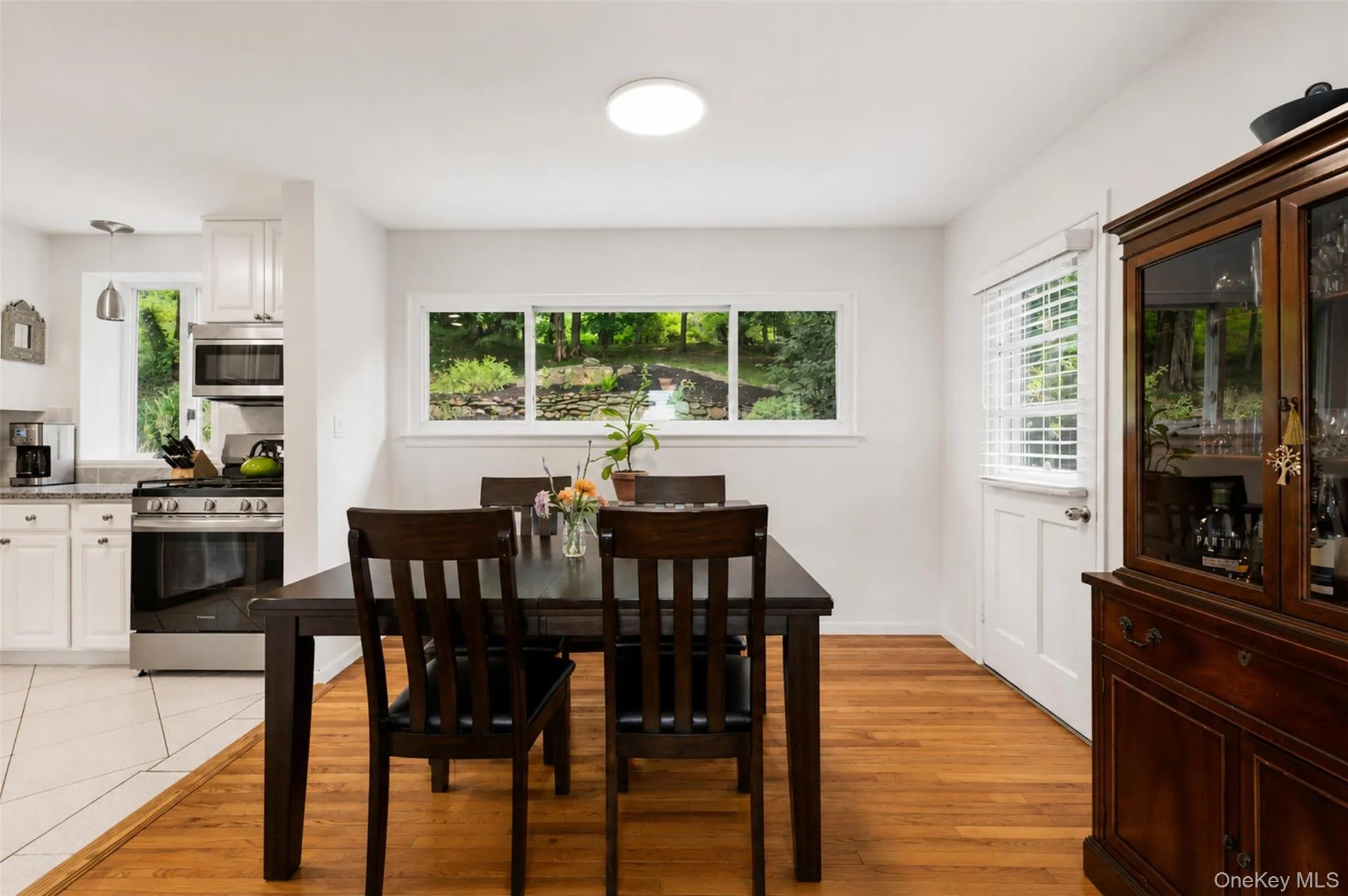42 Pershing Avenue, Ossining, NY, 4 Bedrooms Bedrooms, 7 Rooms Rooms,2 BathroomsBathrooms,Residential,For Rent,Pershing,0,1021344 42 Pershing Avenue, Ossining, NY, 4 Bedrooms Bedrooms, 7 Rooms Rooms,2 BathroomsBathrooms,Residential,For Rent,Pershing,0,1021344