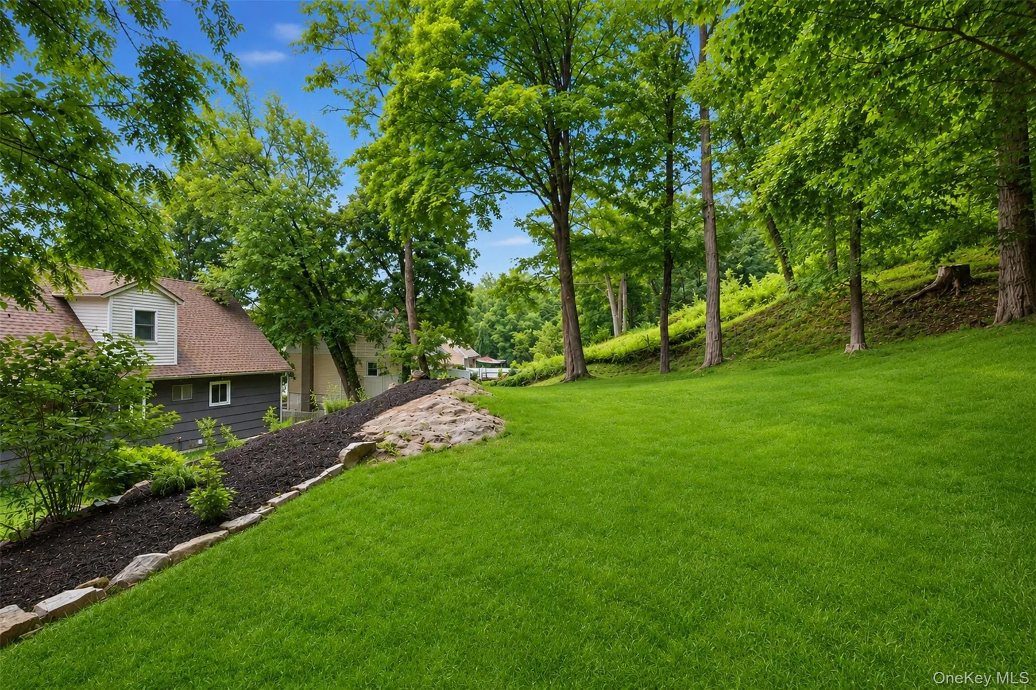 42 Pershing Avenue, Ossining, NY, 4 Bedrooms Bedrooms, 7 Rooms Rooms,2 BathroomsBathrooms,Residential,For Rent,Pershing,0,1021344 42 Pershing Avenue, Ossining, NY, 4 Bedrooms Bedrooms, 7 Rooms Rooms,2 BathroomsBathrooms,Residential,For Rent,Pershing,0,1021344
