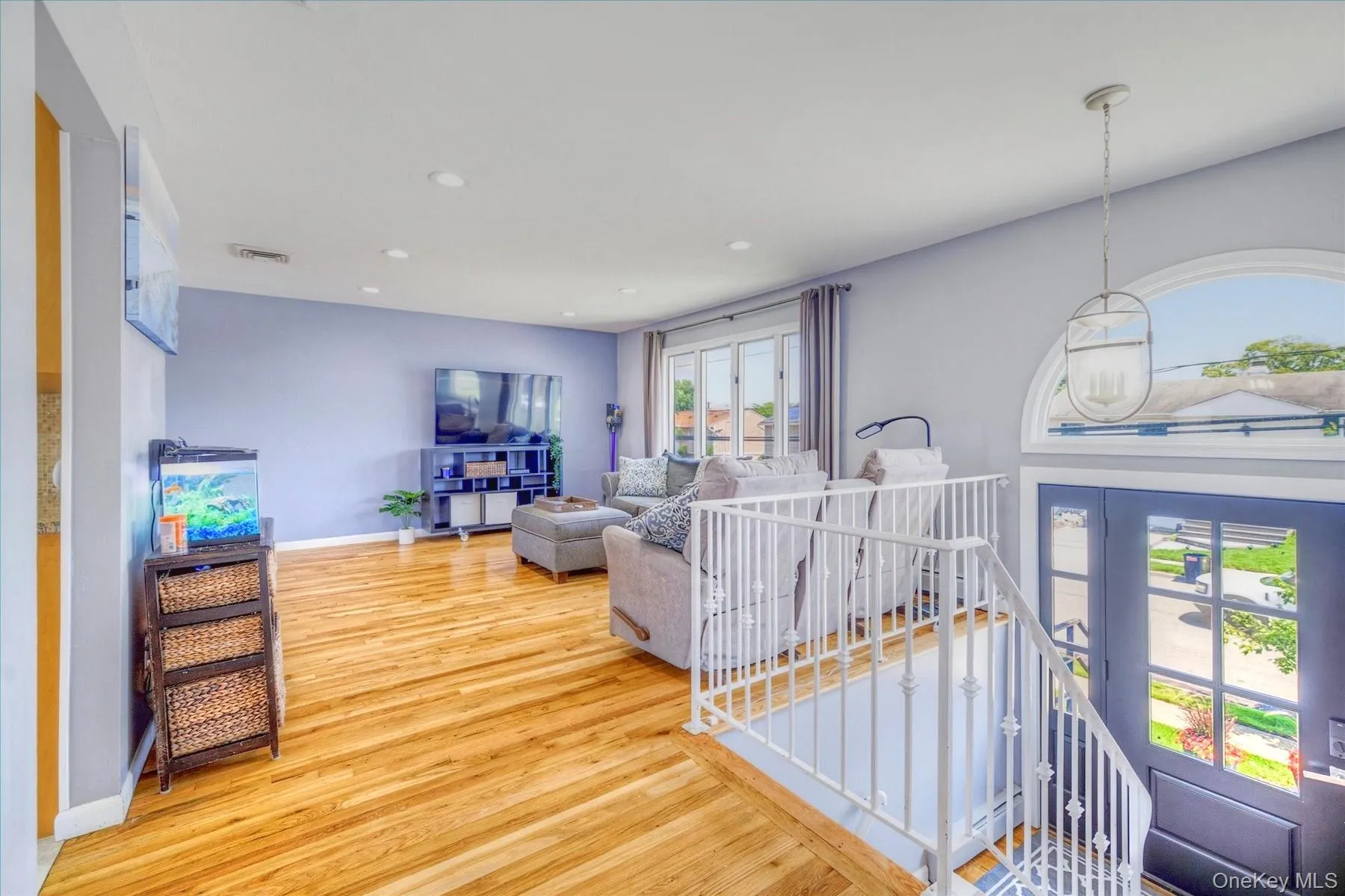 3784 Carrel Boulevard, Hempstead, NY, 4 Bedrooms Bedrooms, 9 Rooms Rooms,3 BathroomsBathrooms,Residential,For Rent,Carrel,0,1021351 3784 Carrel Boulevard, Hempstead, NY, 4 Bedrooms Bedrooms, 9 Rooms Rooms,3 BathroomsBathrooms,Residential,For Rent,Carrel,0,1021351