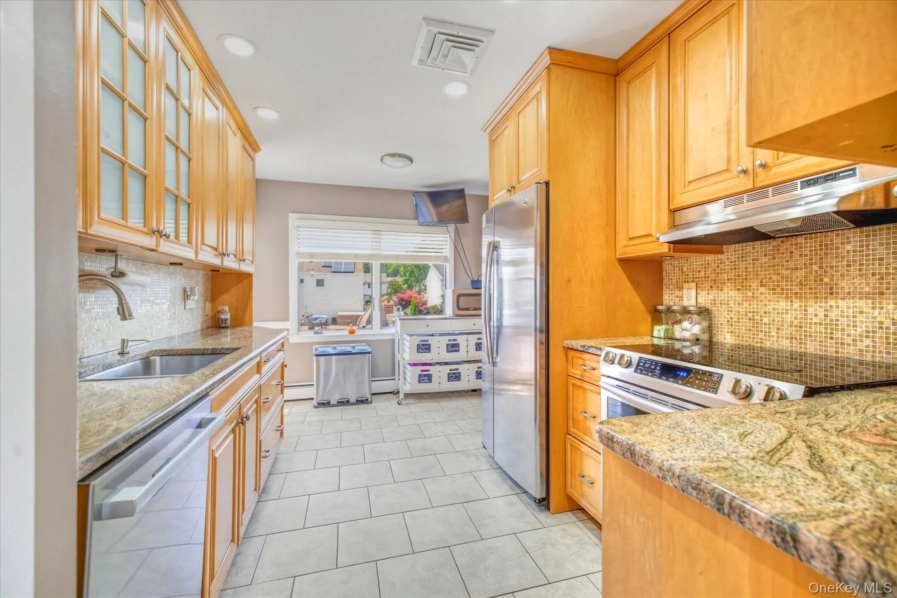 3784 Carrel Boulevard, Hempstead, NY, 4 Bedrooms Bedrooms, 9 Rooms Rooms,3 BathroomsBathrooms,Residential,For Rent,Carrel,0,1021351 3784 Carrel Boulevard, Hempstead, NY, 4 Bedrooms Bedrooms, 9 Rooms Rooms,3 BathroomsBathrooms,Residential,For Rent,Carrel,0,1021351