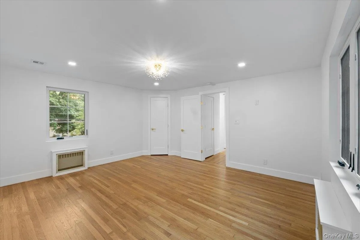 115 Old Mill Road, North Hempstead, NY, 3 Bedrooms Bedrooms, 7 Rooms Rooms,1 BathroomBathrooms,Residential,For Rent,Old Mill,0,1021353 115 Old Mill Road, North Hempstead, NY, 3 Bedrooms Bedrooms, 7 Rooms Rooms,1 BathroomBathrooms,Residential,For Rent,Old Mill,0,1021353