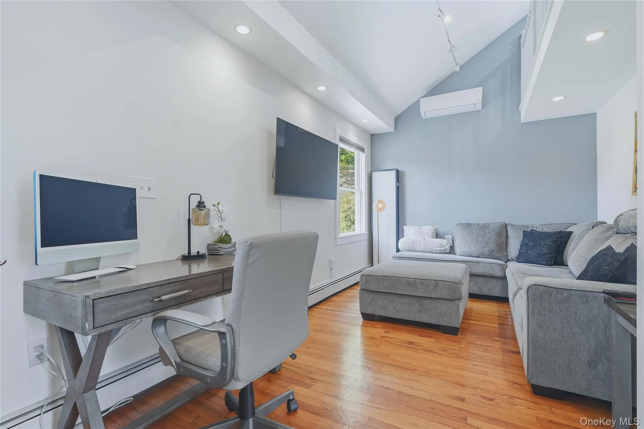 28 Railroad Avenue, Saugerties, NY, 3 Bedrooms Bedrooms, 12 Rooms Rooms,3 BathroomsBathrooms,Residential,For Rent,Railroad,0,1021359 28 Railroad Avenue, Saugerties, NY, 3 Bedrooms Bedrooms, 12 Rooms Rooms,3 BathroomsBathrooms,Residential,For Rent,Railroad,0,1021359