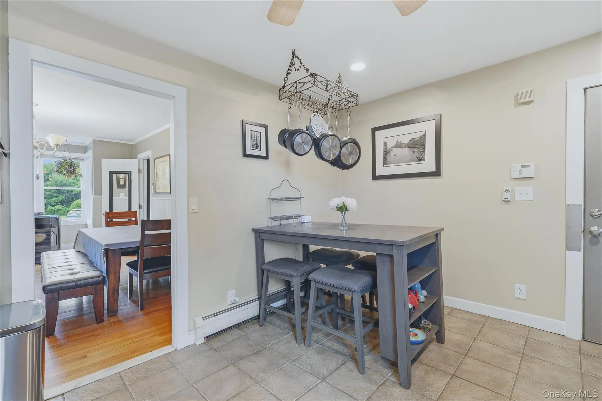 28 Railroad Avenue, Saugerties, NY, 3 Bedrooms Bedrooms, 12 Rooms Rooms,3 BathroomsBathrooms,Residential,For Rent,Railroad,0,1021359 28 Railroad Avenue, Saugerties, NY, 3 Bedrooms Bedrooms, 12 Rooms Rooms,3 BathroomsBathrooms,Residential,For Rent,Railroad,0,1021359