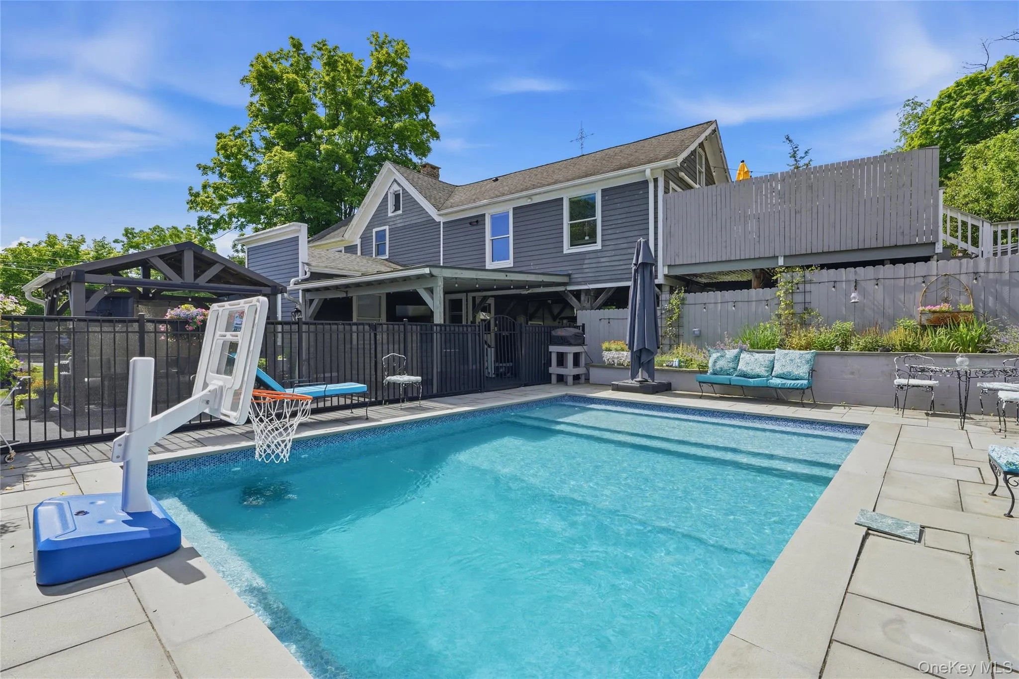 28 Railroad Avenue, Saugerties, NY, 3 Bedrooms Bedrooms, 12 Rooms Rooms,3 BathroomsBathrooms,Residential,For Rent,Railroad,0,1021359 28 Railroad Avenue, Saugerties, NY, 3 Bedrooms Bedrooms, 12 Rooms Rooms,3 BathroomsBathrooms,Residential,For Rent,Railroad,0,1021359
