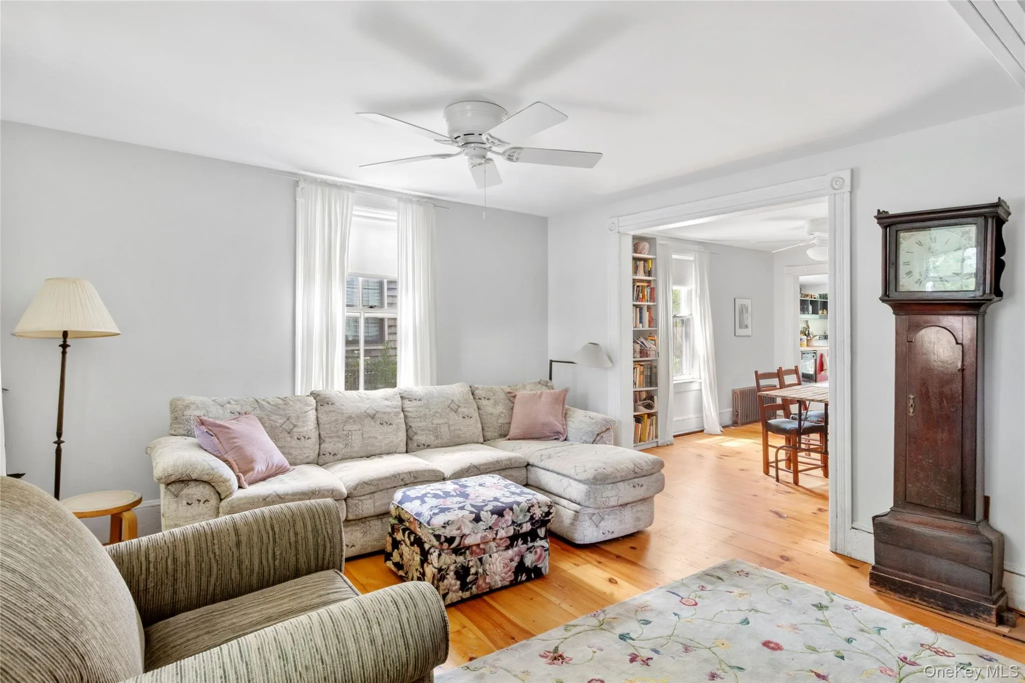 51 Garden Street, Southampton, NY, 3 Bedrooms Bedrooms, 7 Rooms Rooms,1 BathroomBathrooms,Residential,For Rent,Garden,0,1021365 51 Garden Street, Southampton, NY, 3 Bedrooms Bedrooms, 7 Rooms Rooms,1 BathroomBathrooms,Residential,For Rent,Garden,0,1021365