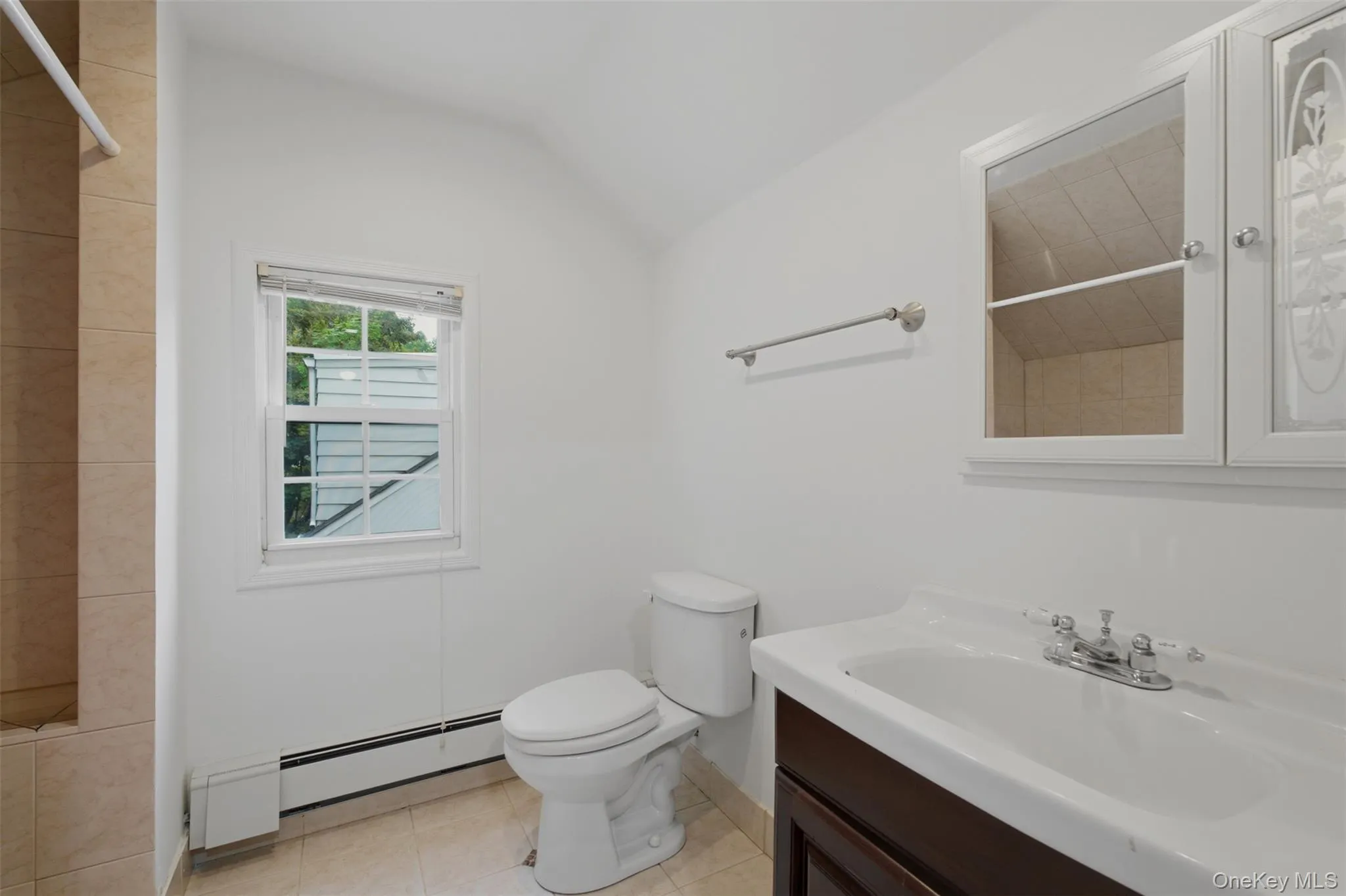 16 Ward Street, Ramapo, NY, 4 Bedrooms Bedrooms, 11 Rooms Rooms,2 BathroomsBathrooms,Residential,For Rent,Ward,0,1021366 16 Ward Street, Ramapo, NY, 4 Bedrooms Bedrooms, 11 Rooms Rooms,2 BathroomsBathrooms,Residential,For Rent,Ward,0,1021366