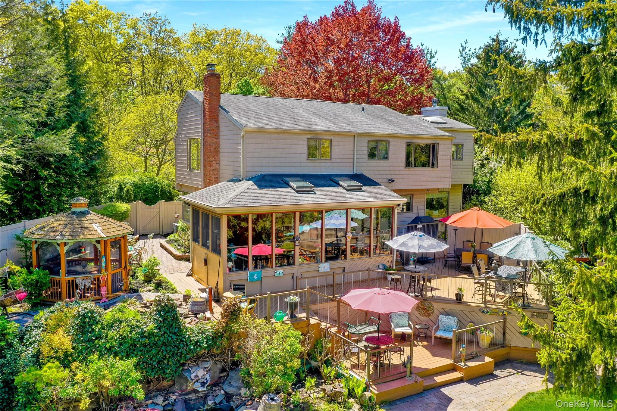 9 Ernest Court, Smithtown, NY, 4 Bedrooms Bedrooms, 9 Rooms Rooms,2 BathroomsBathrooms,Residential,For Rent,Ernest,0,1021368 9 Ernest Court, Smithtown, NY, 4 Bedrooms Bedrooms, 9 Rooms Rooms,2 BathroomsBathrooms,Residential,For Rent,Ernest,0,1021368